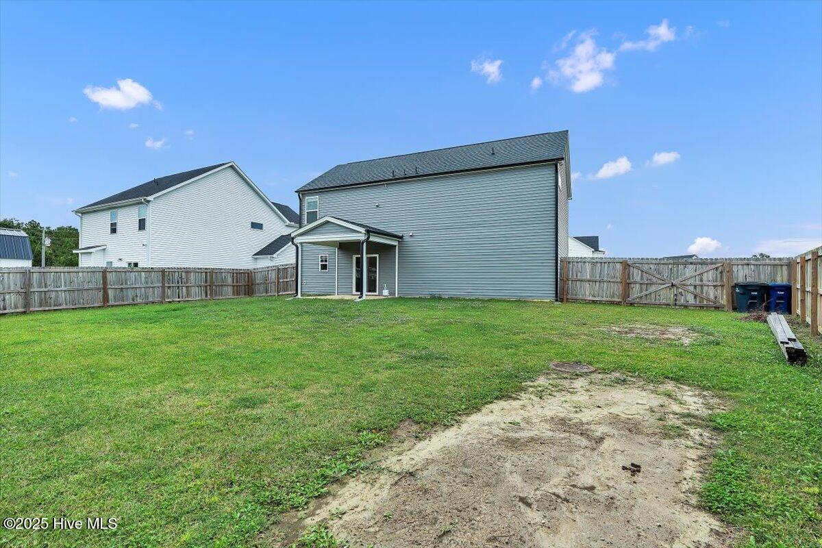 100537341 | Photo 38