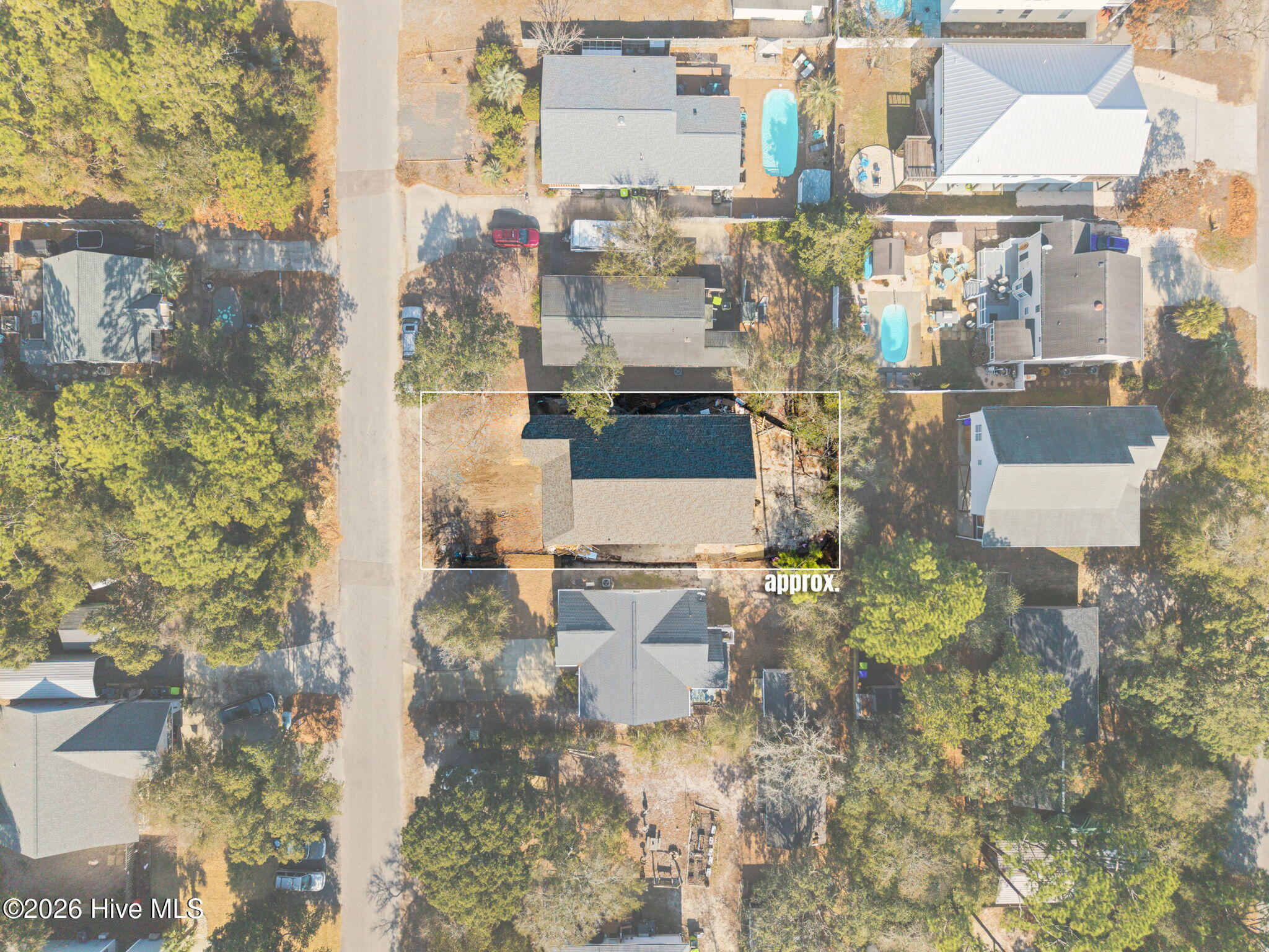 100548785 | Photo 55