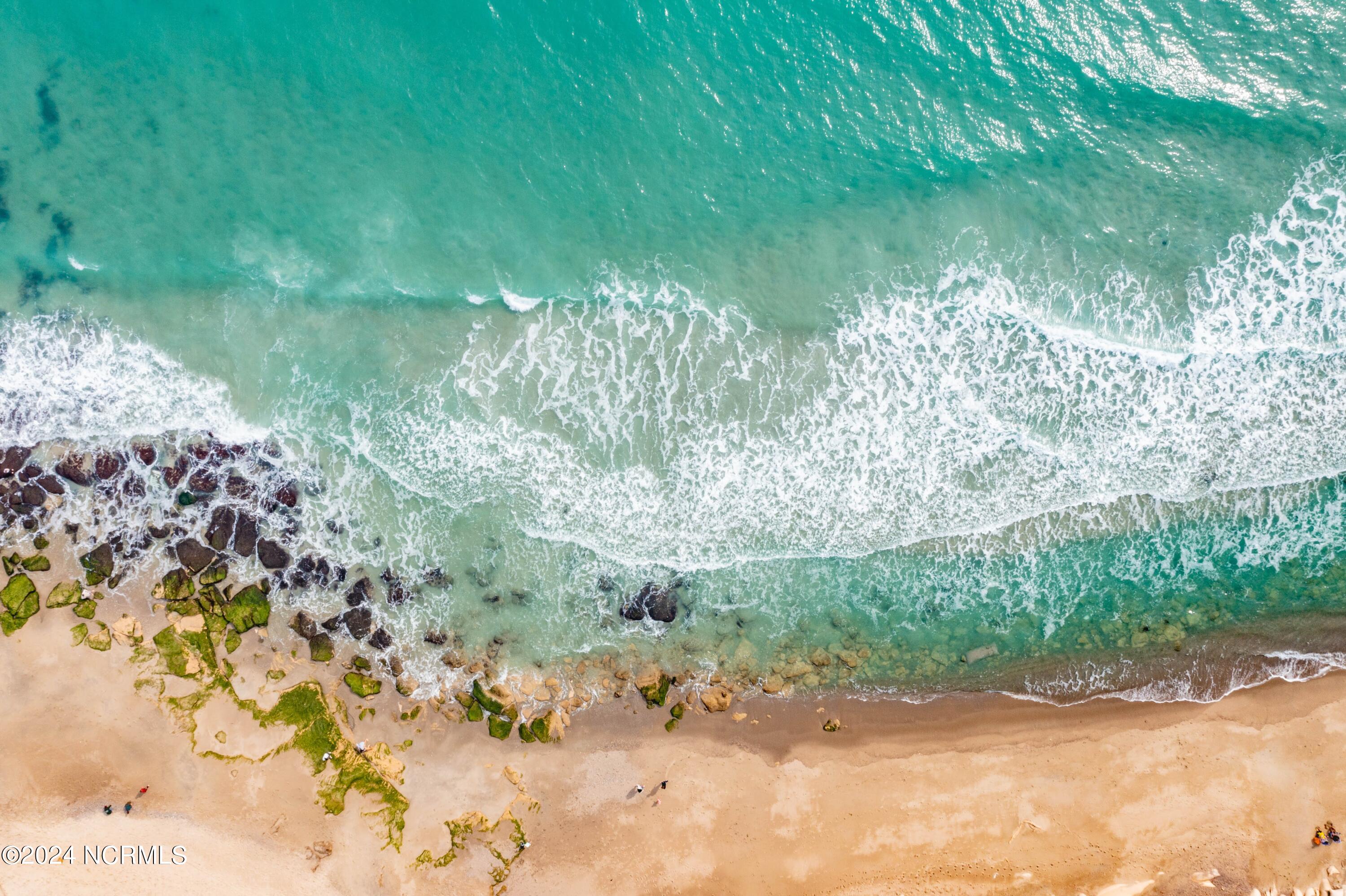 100557280 | Photo 30