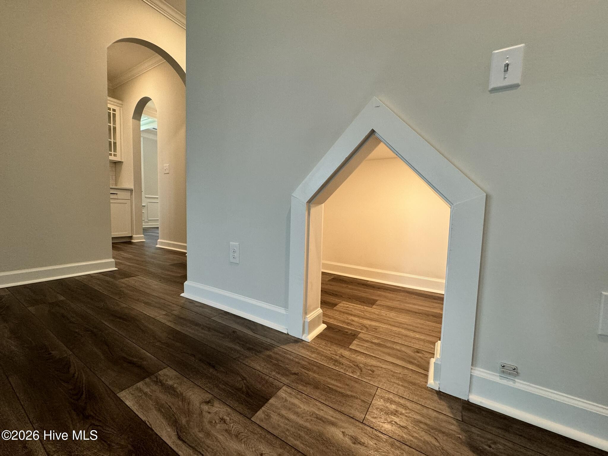 100558749 | Photo 19