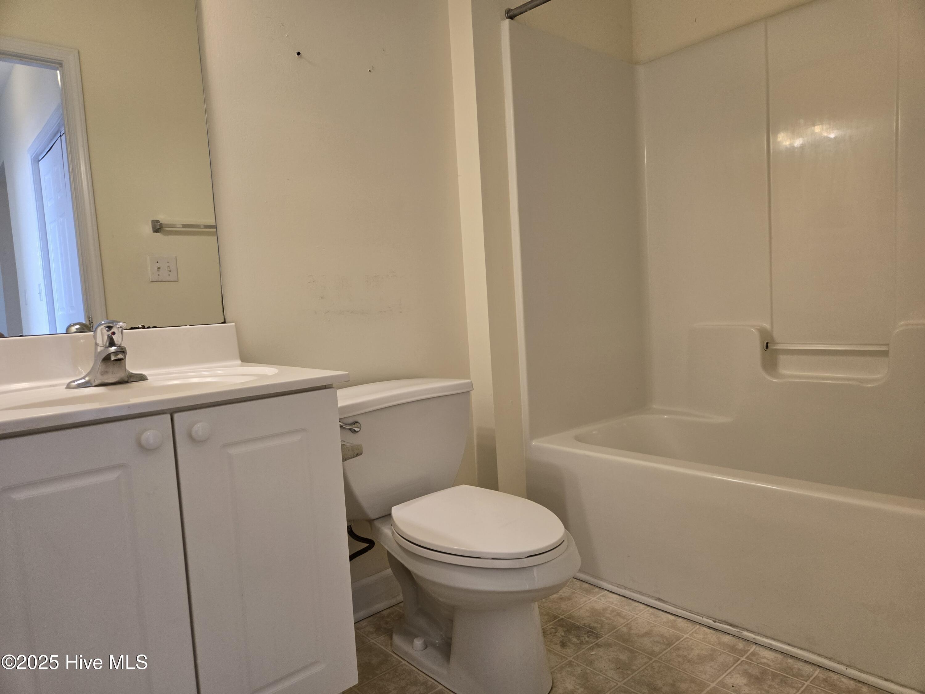 100538006 | Photo 18