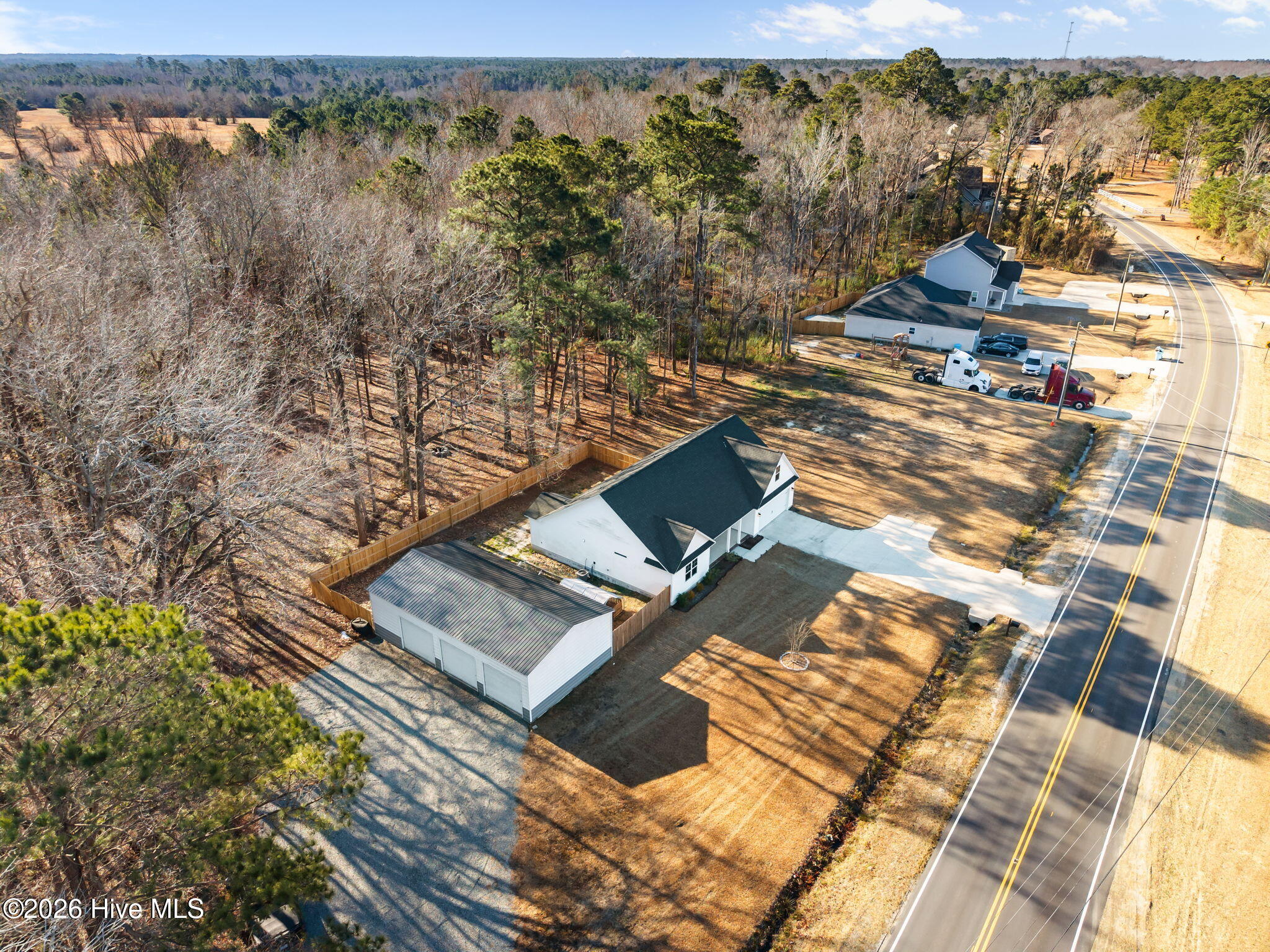 100553679 | Photo 50