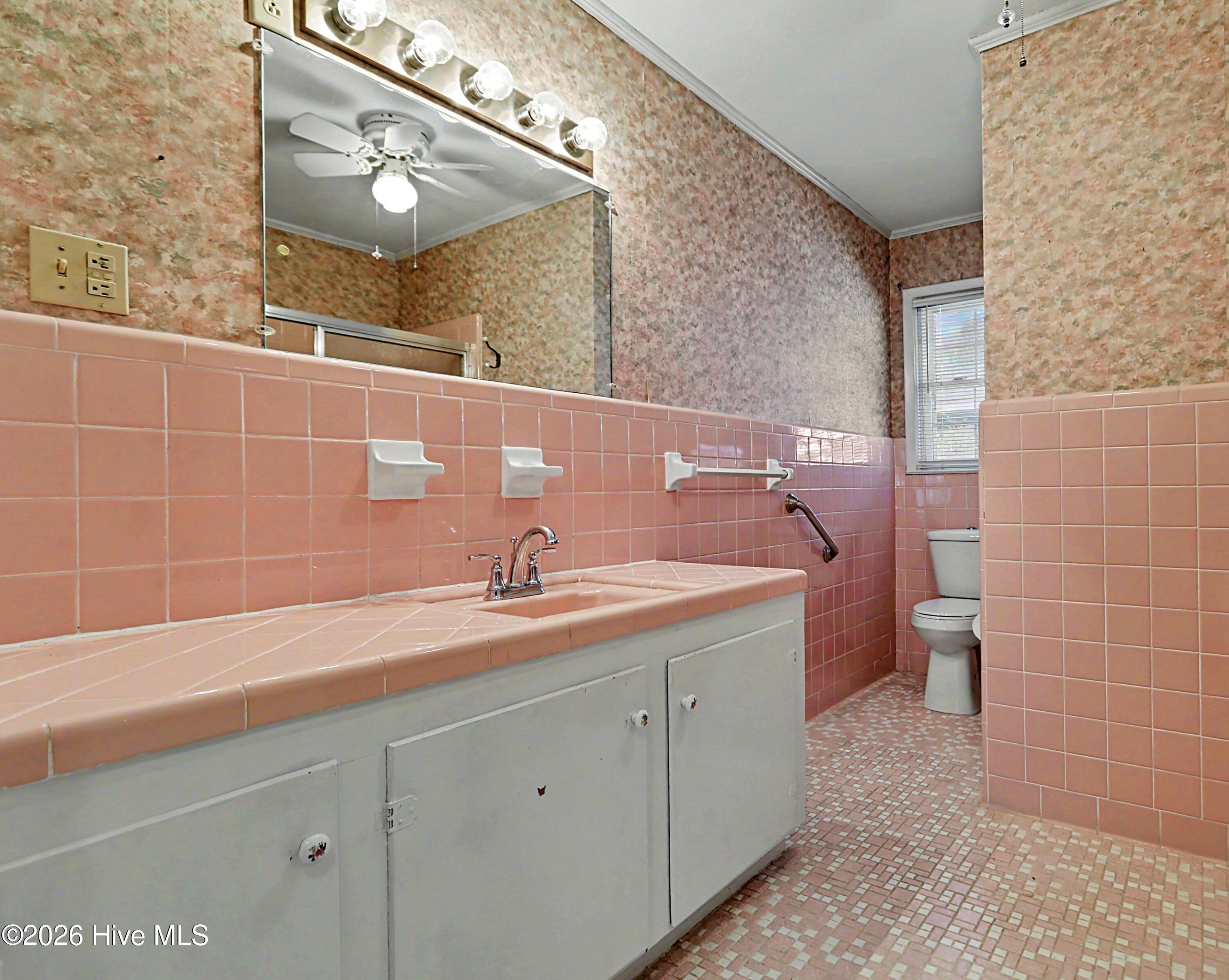 HewittProductions111