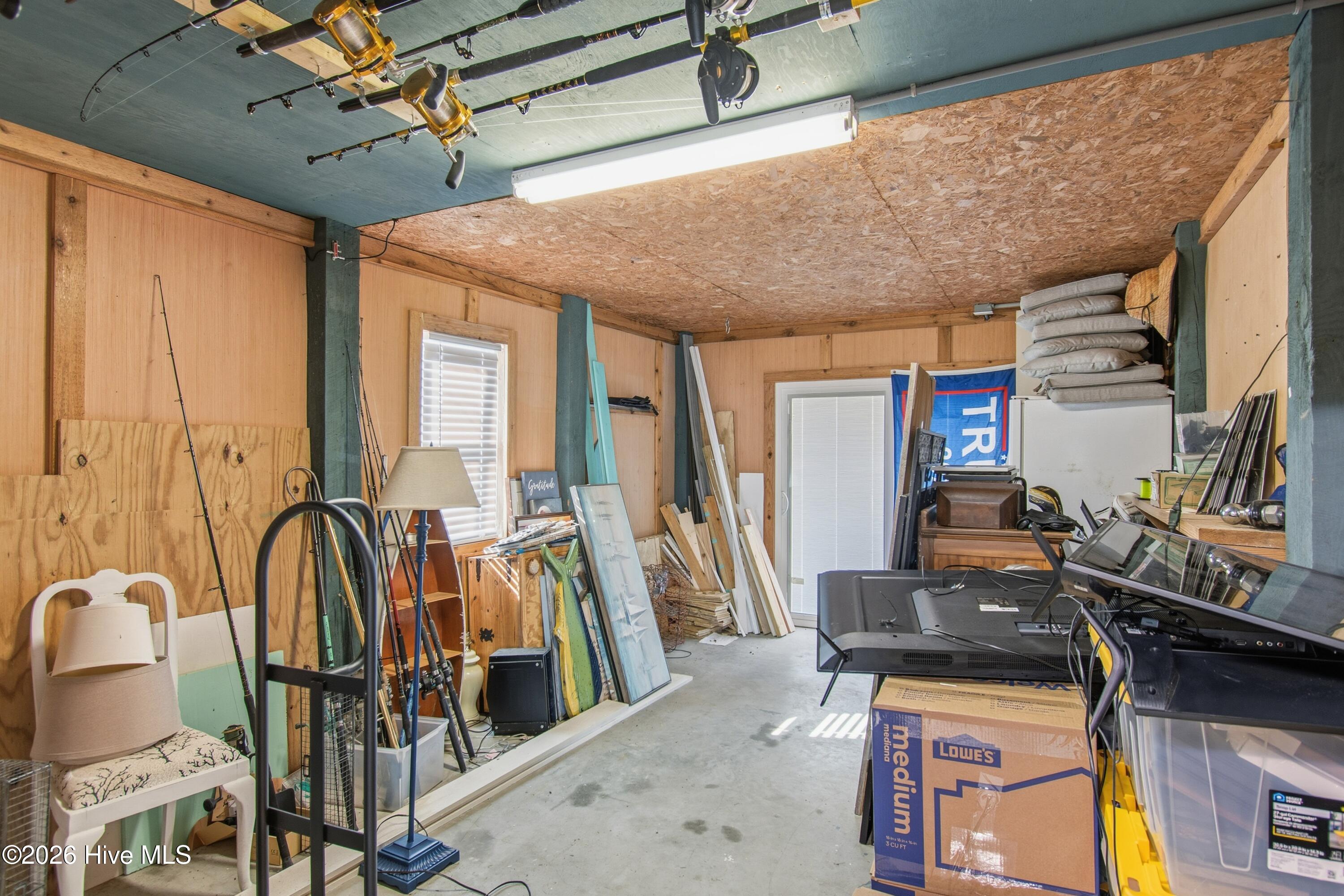 100550998 | Photo 56