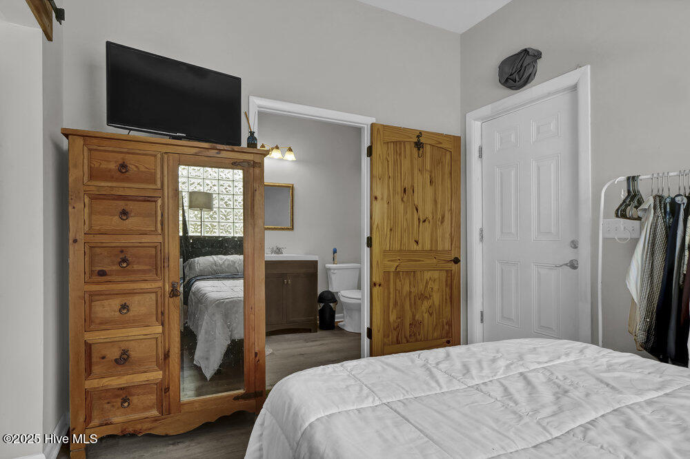 100543464 | Photo 19