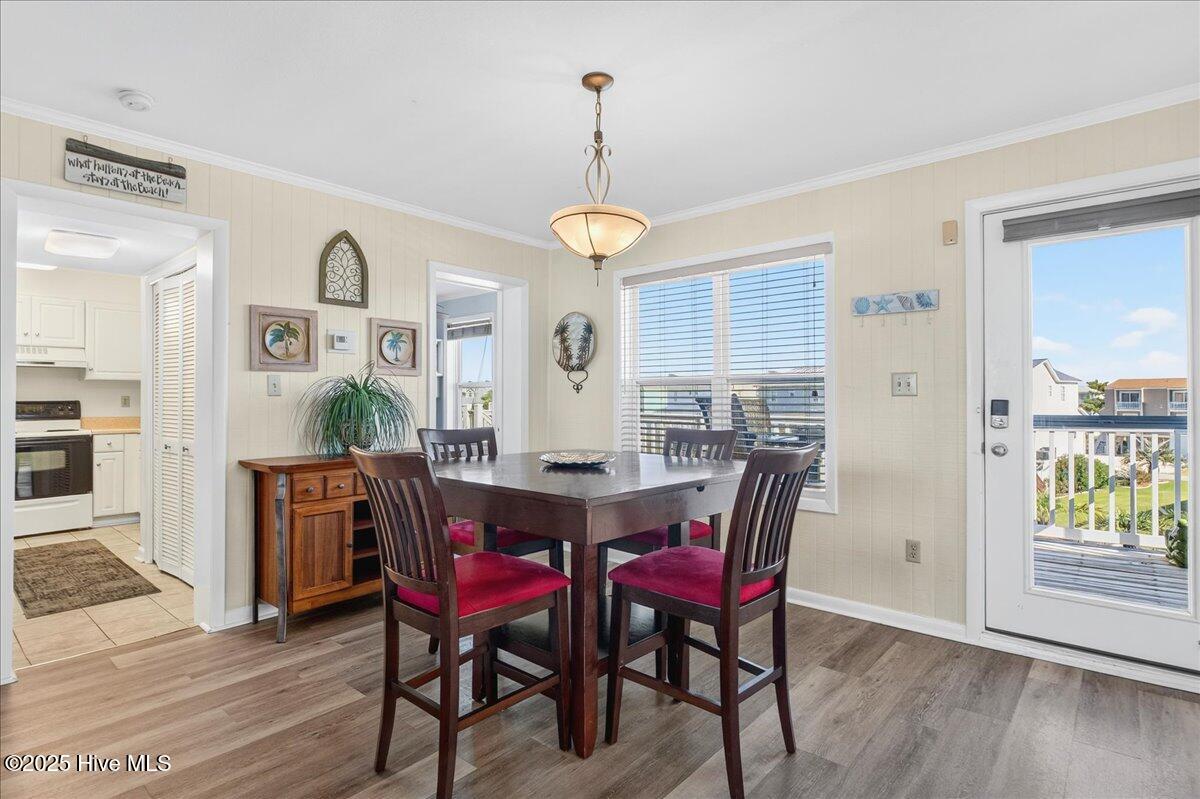 100540886 | Photo 12