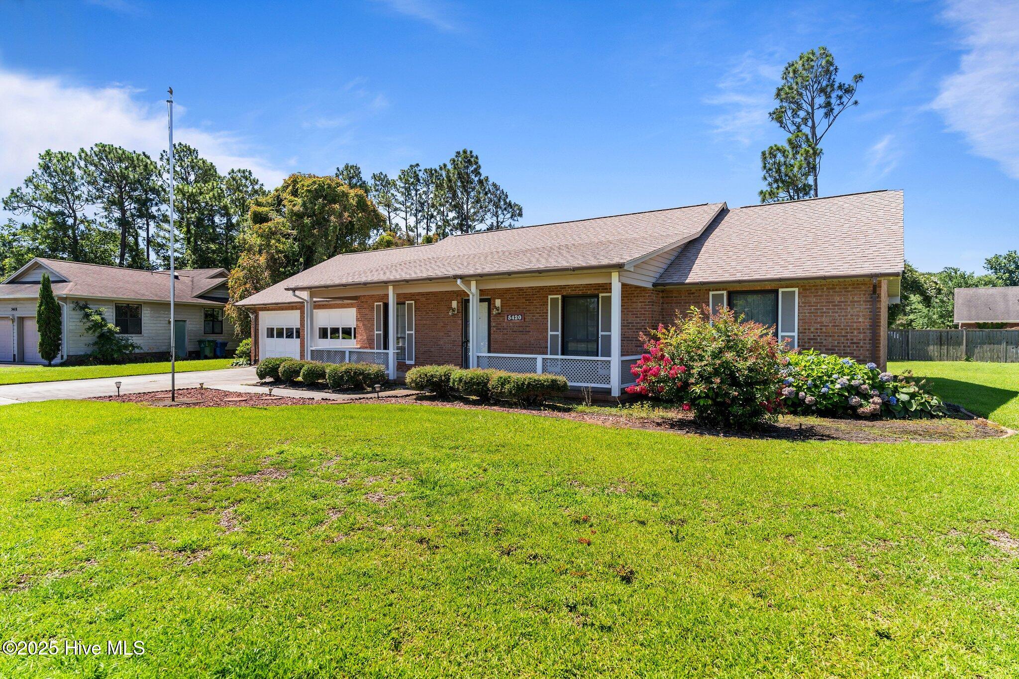 100514247 | Photo 28