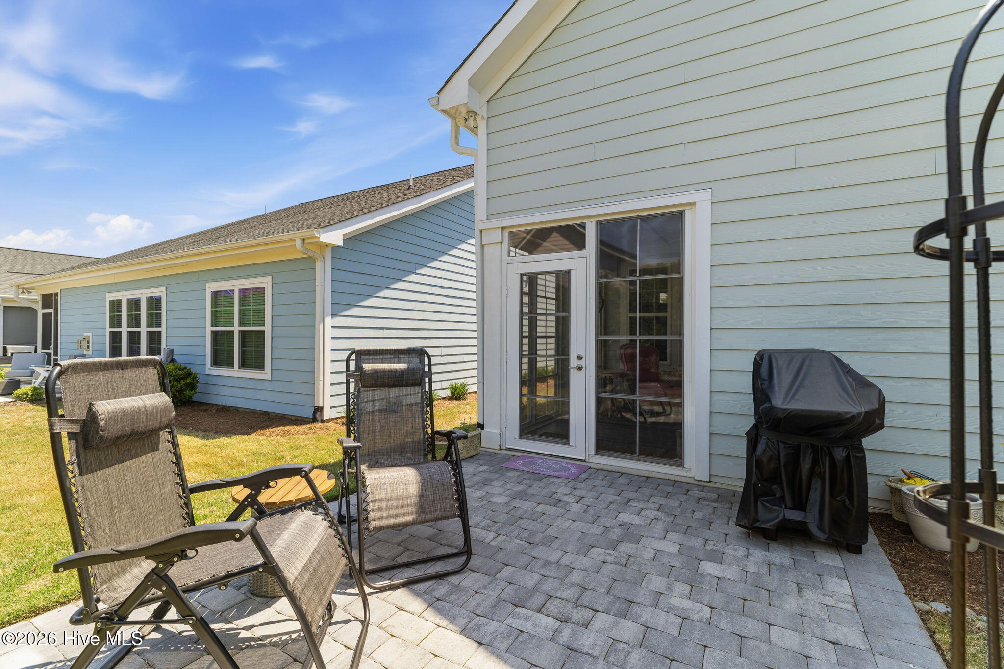 100568500 | Photo 50