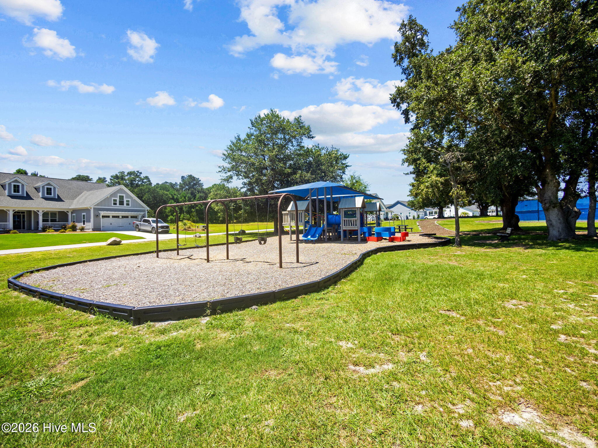 100558529 | Photo 32