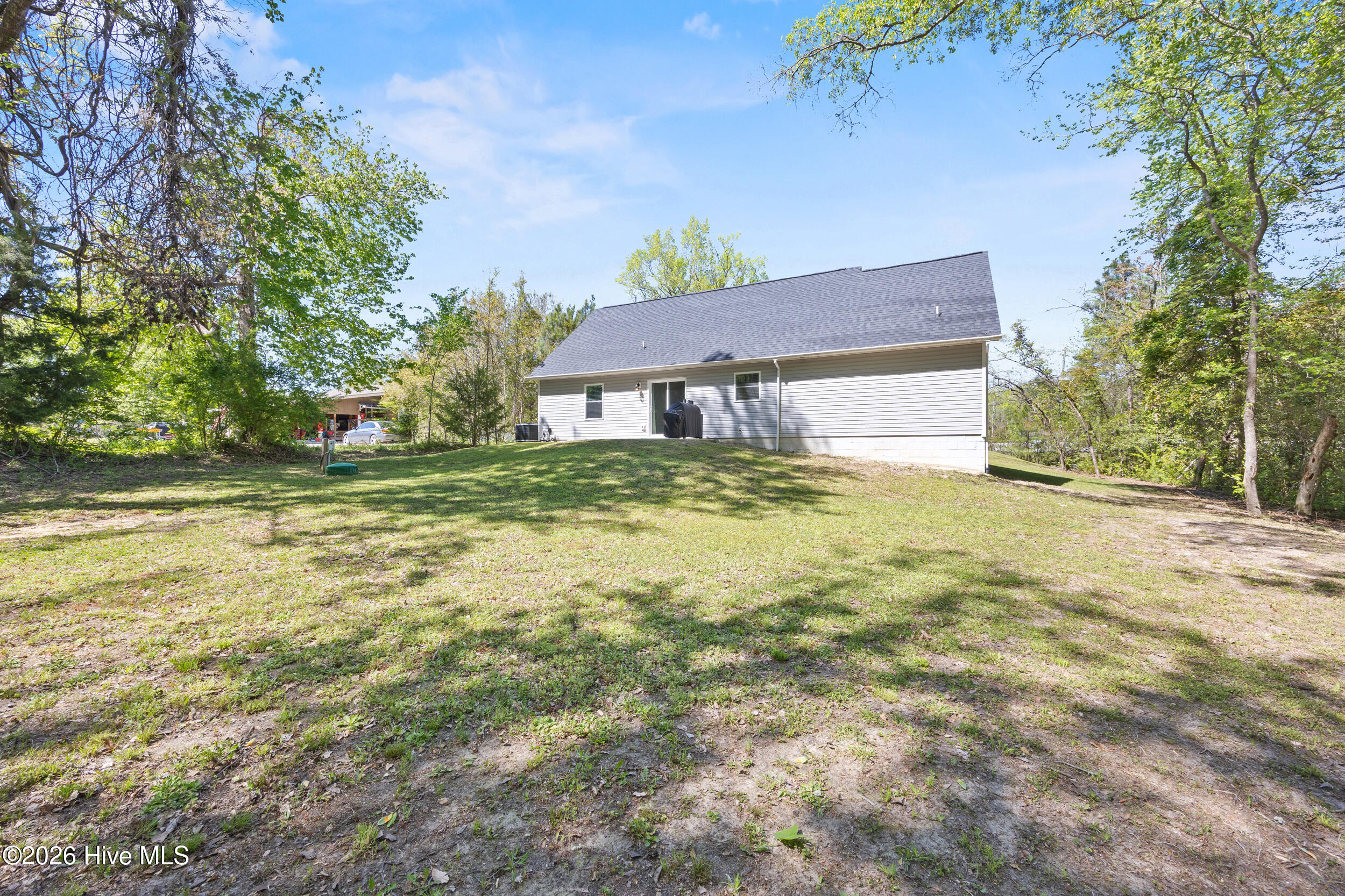 100566907 | Photo 36