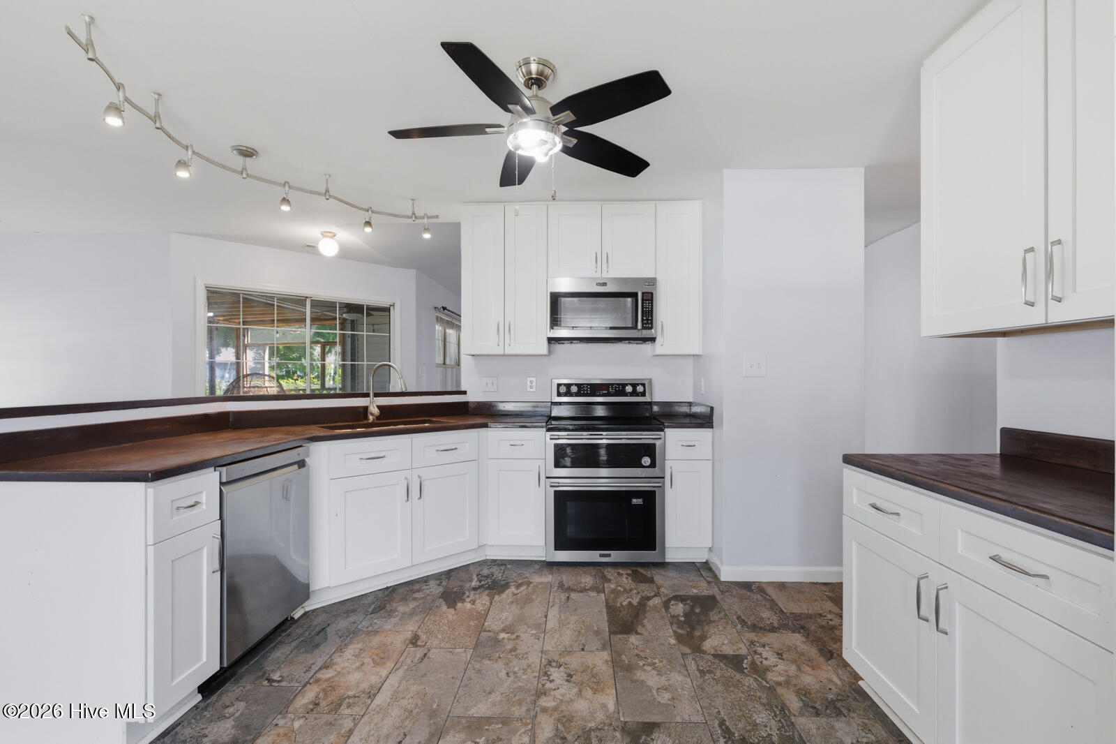 2619 Idlebrook Circle,Midway Park