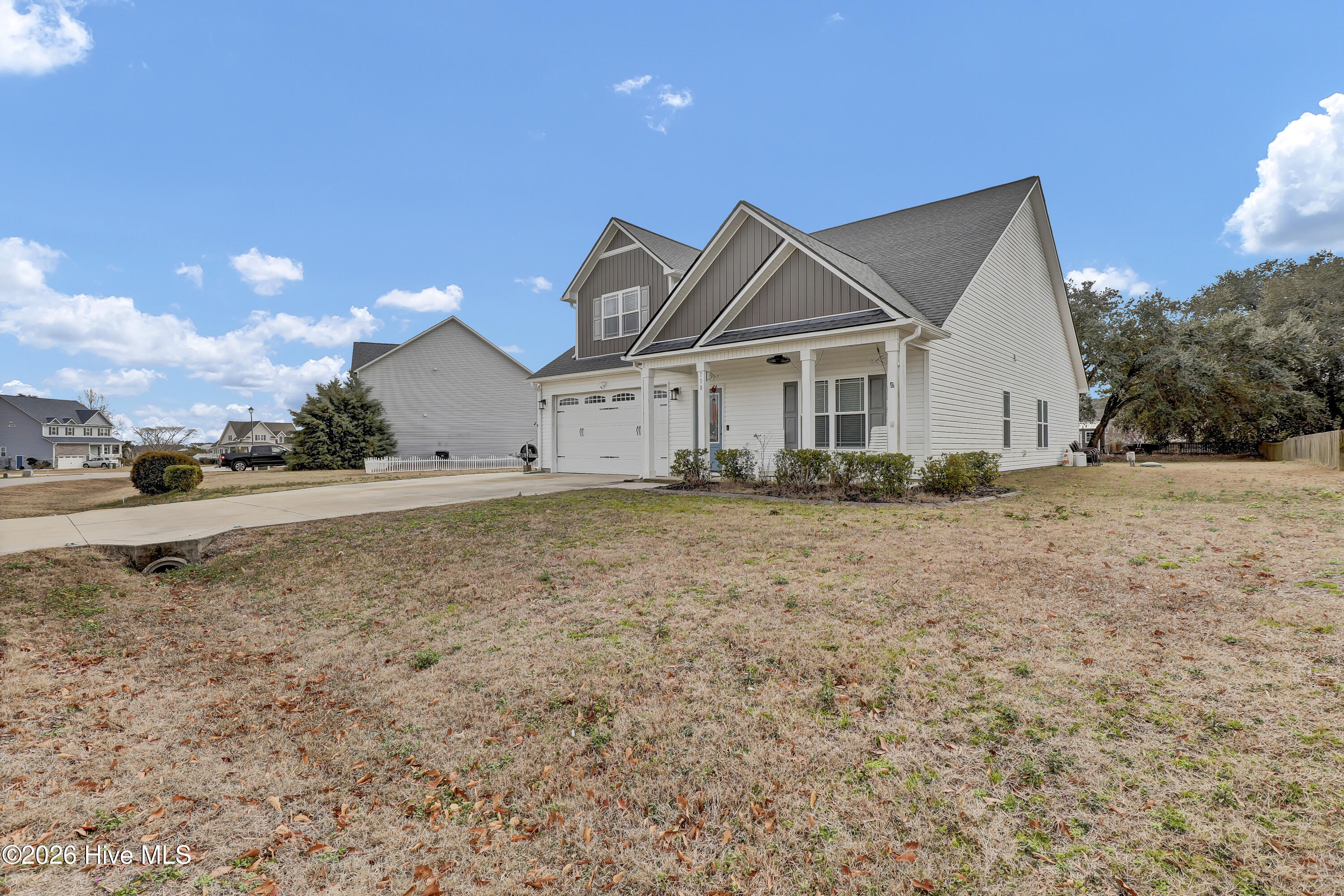 100548162 | Photo 32