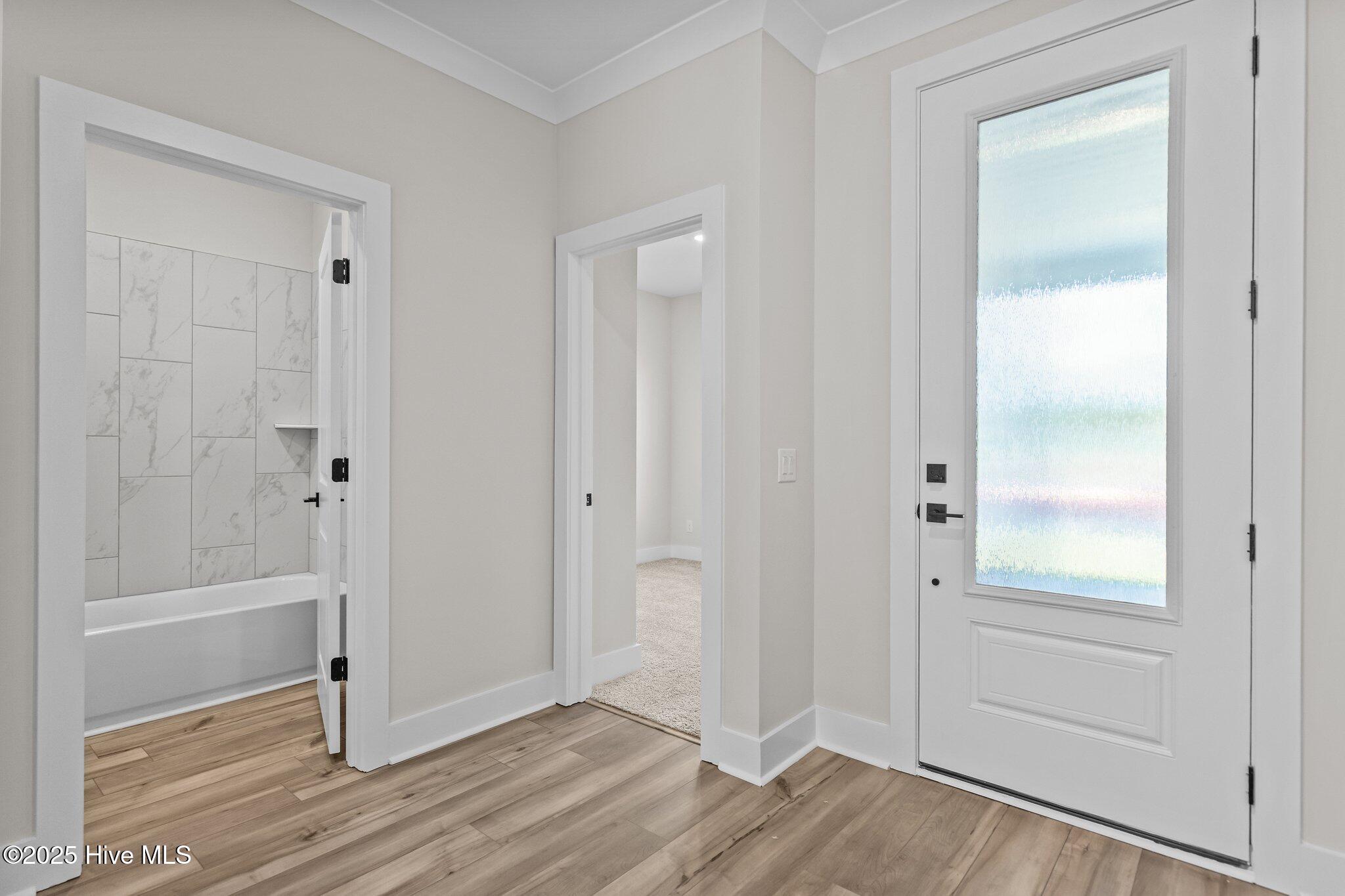 100544066 | Photo 10