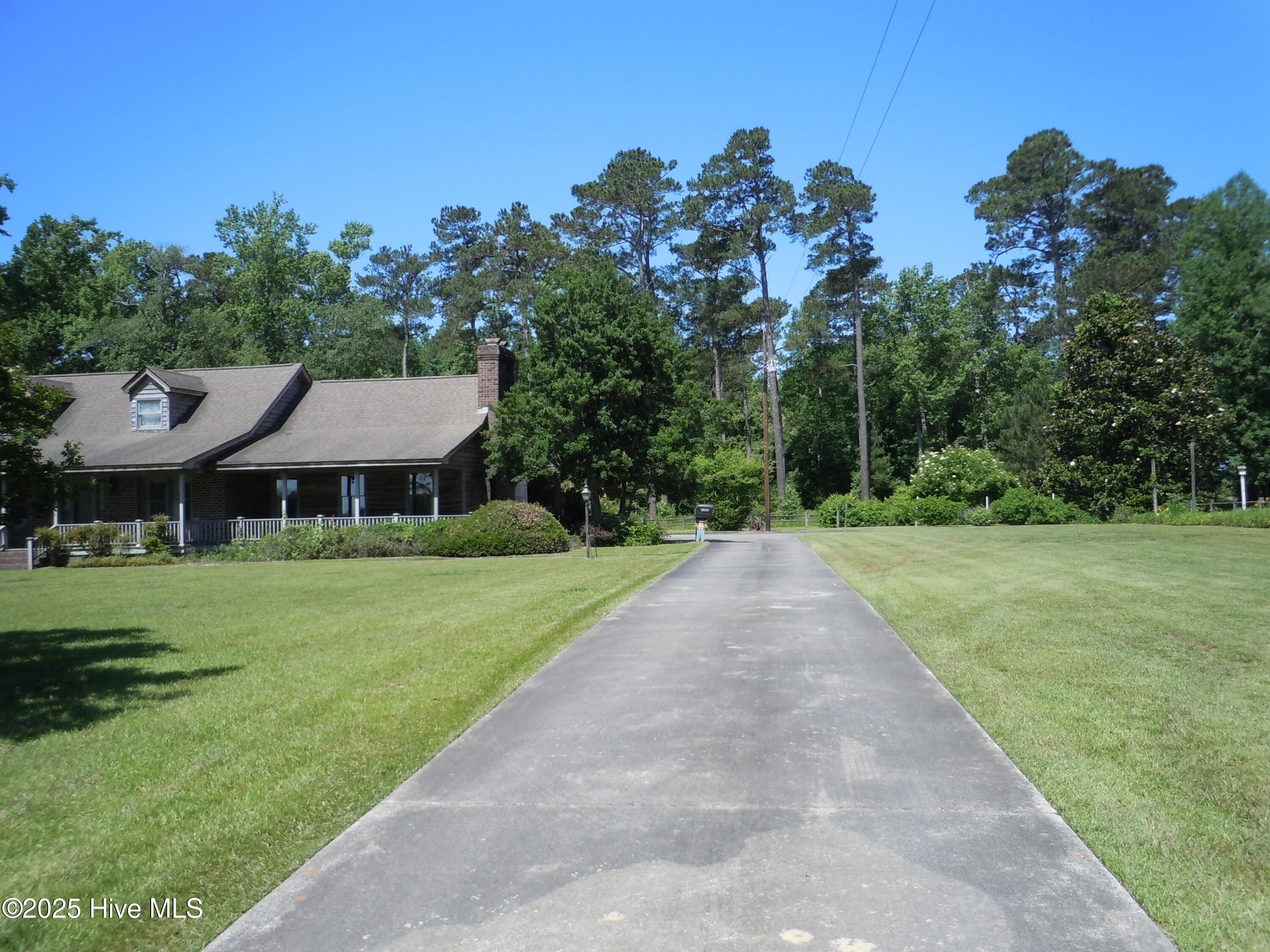 100533053 | Photo 79