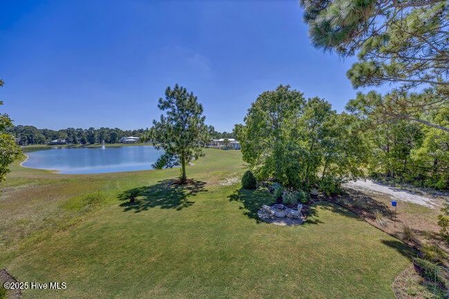 100528964 | Photo 38