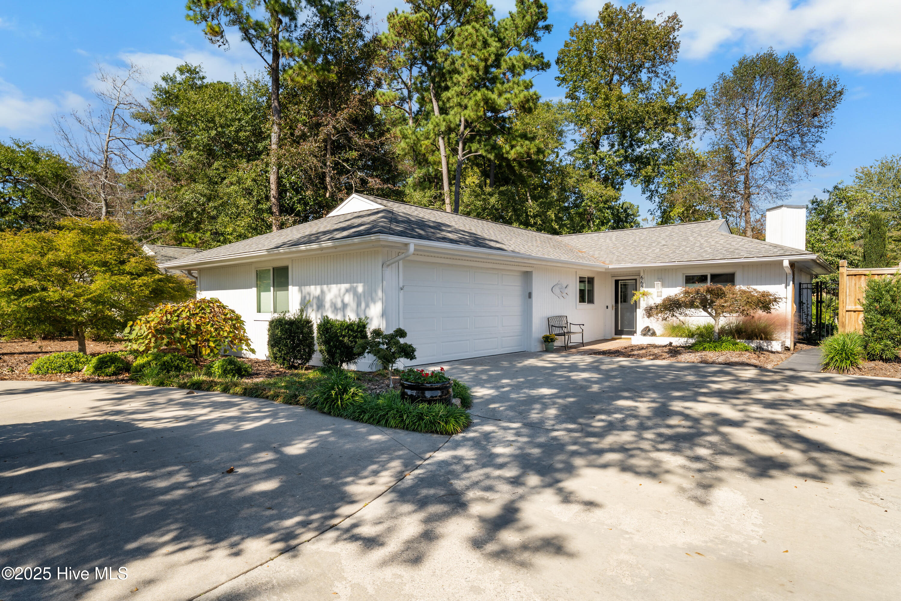 6659 Tidewater Lane, Wilmington, NC 28403 – photo 4: 6659TidewaterLn-33