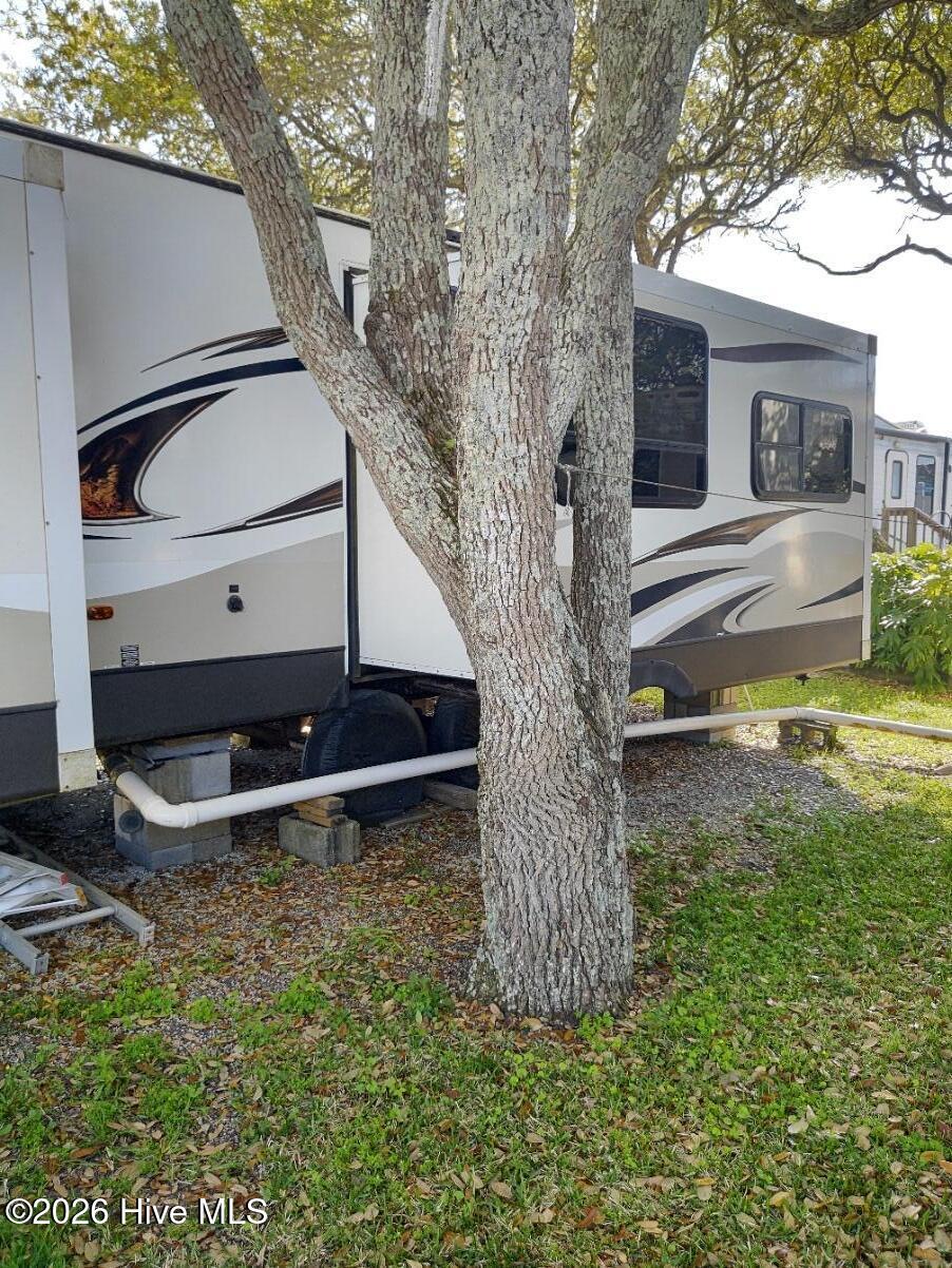 100567863 | Photo 12