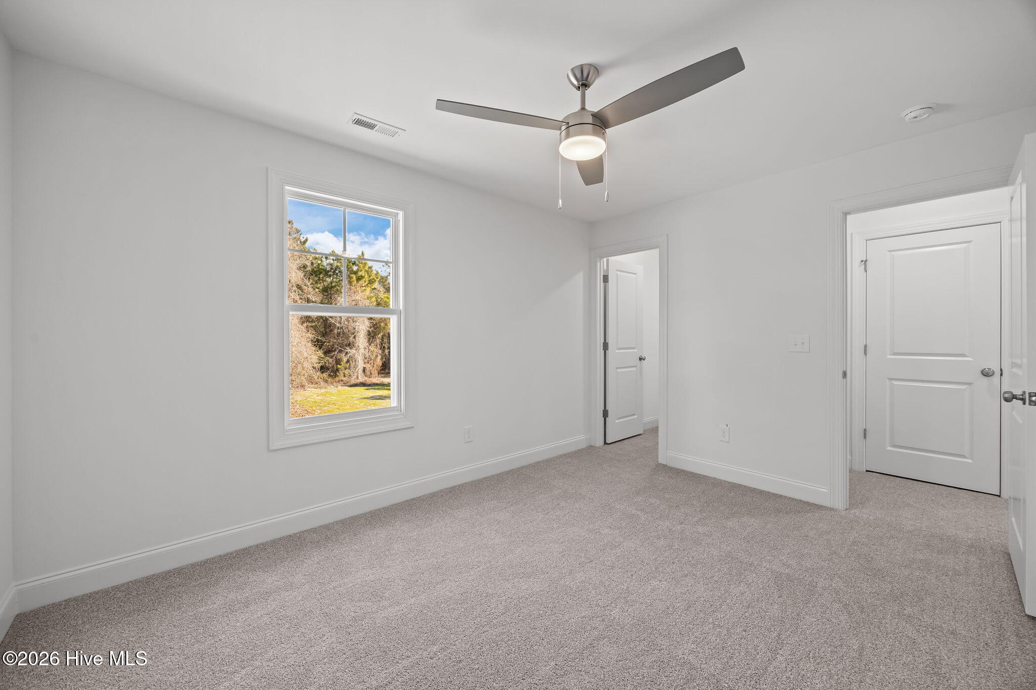 100528574 | Photo 32