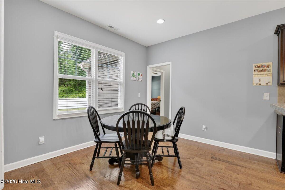 20-110 Barringer Dr-20
