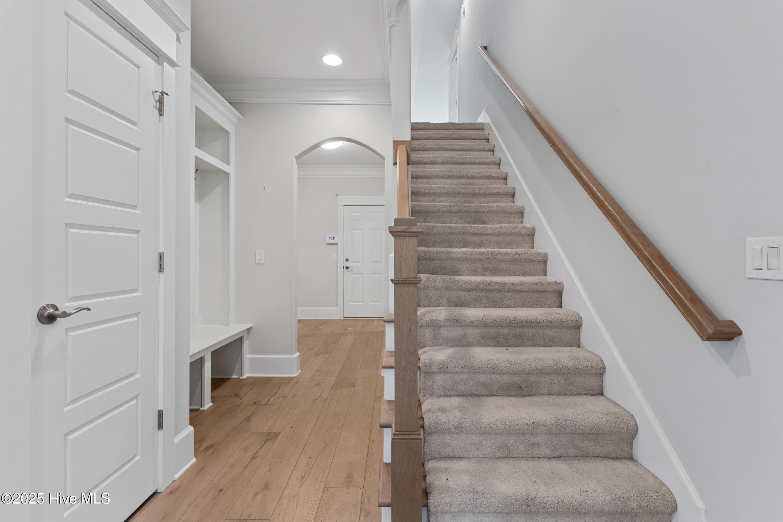 100541270 | Photo 33