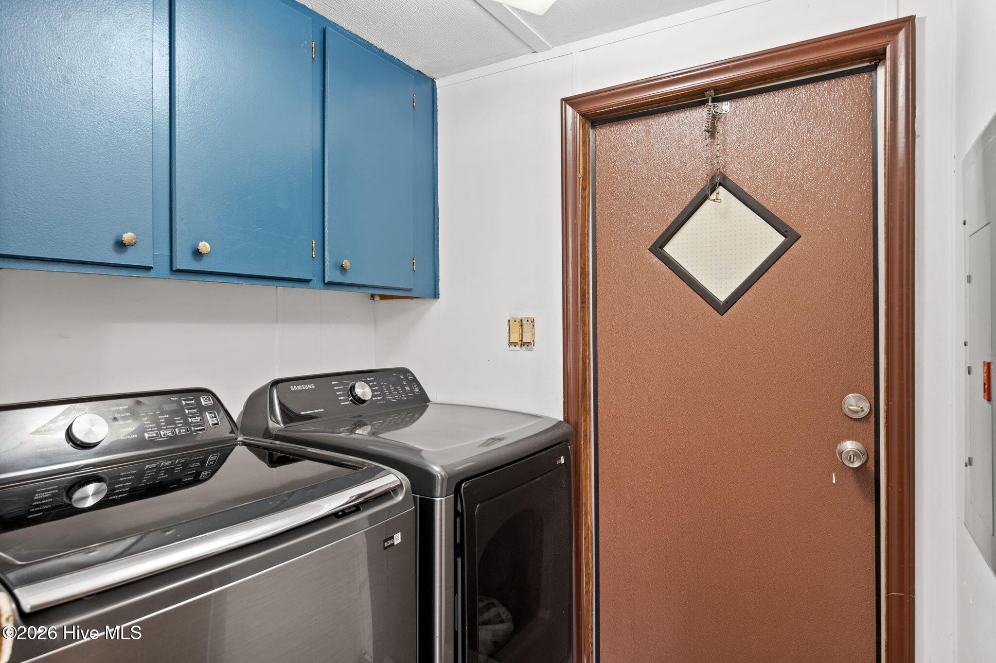 100564751 | Photo 28