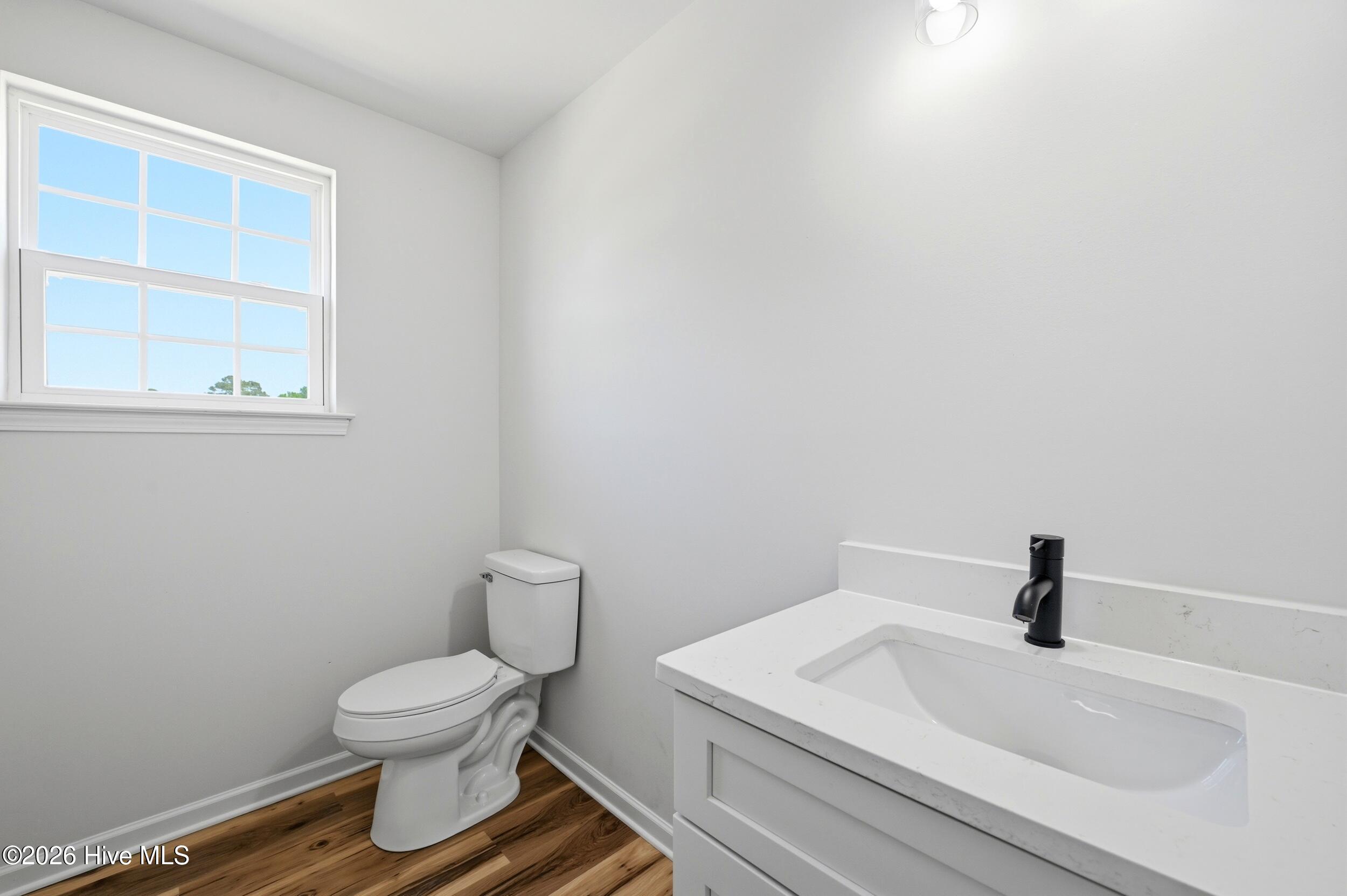 100567216 | Photo 26