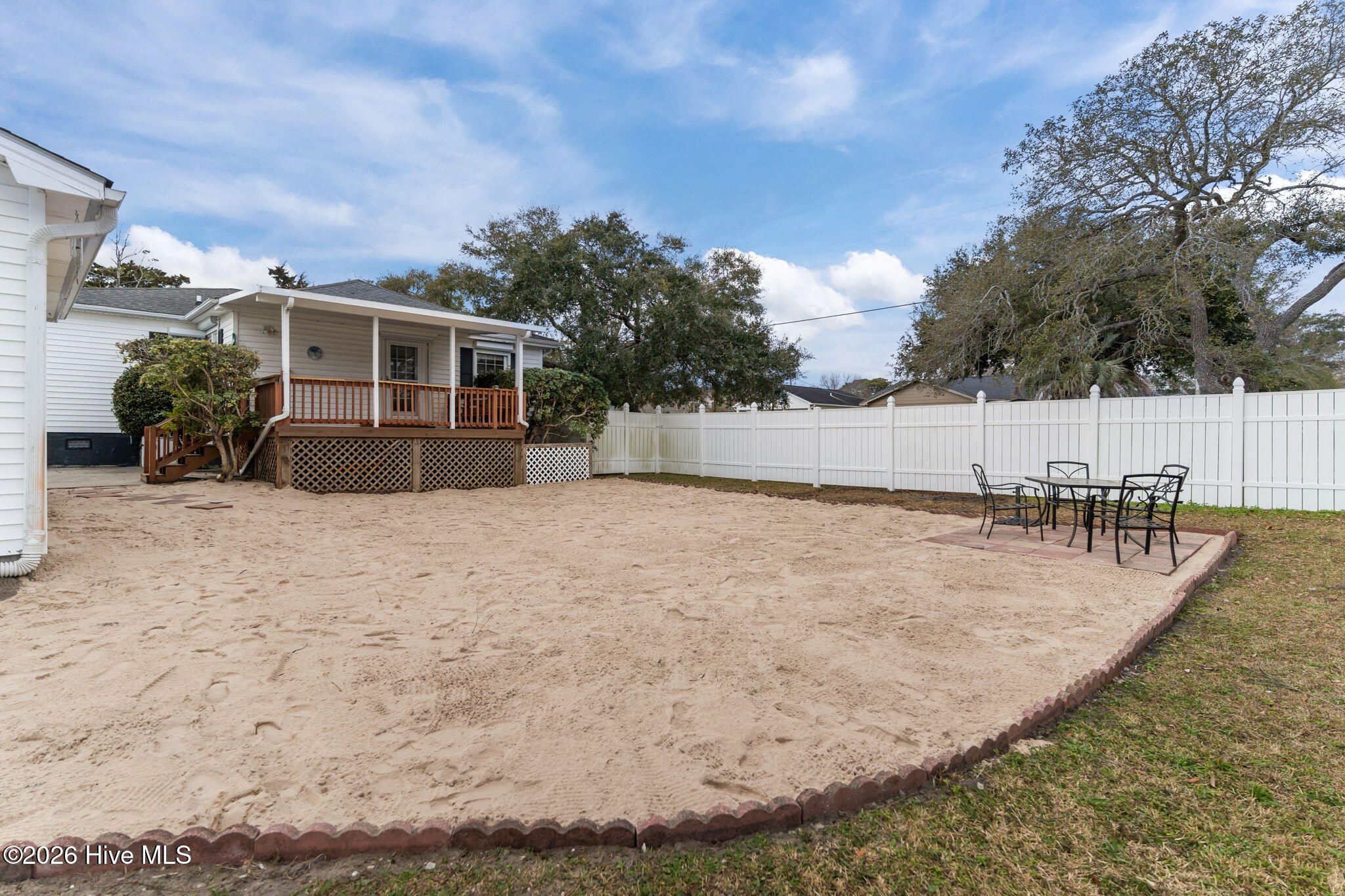 100549517 | Photo 34