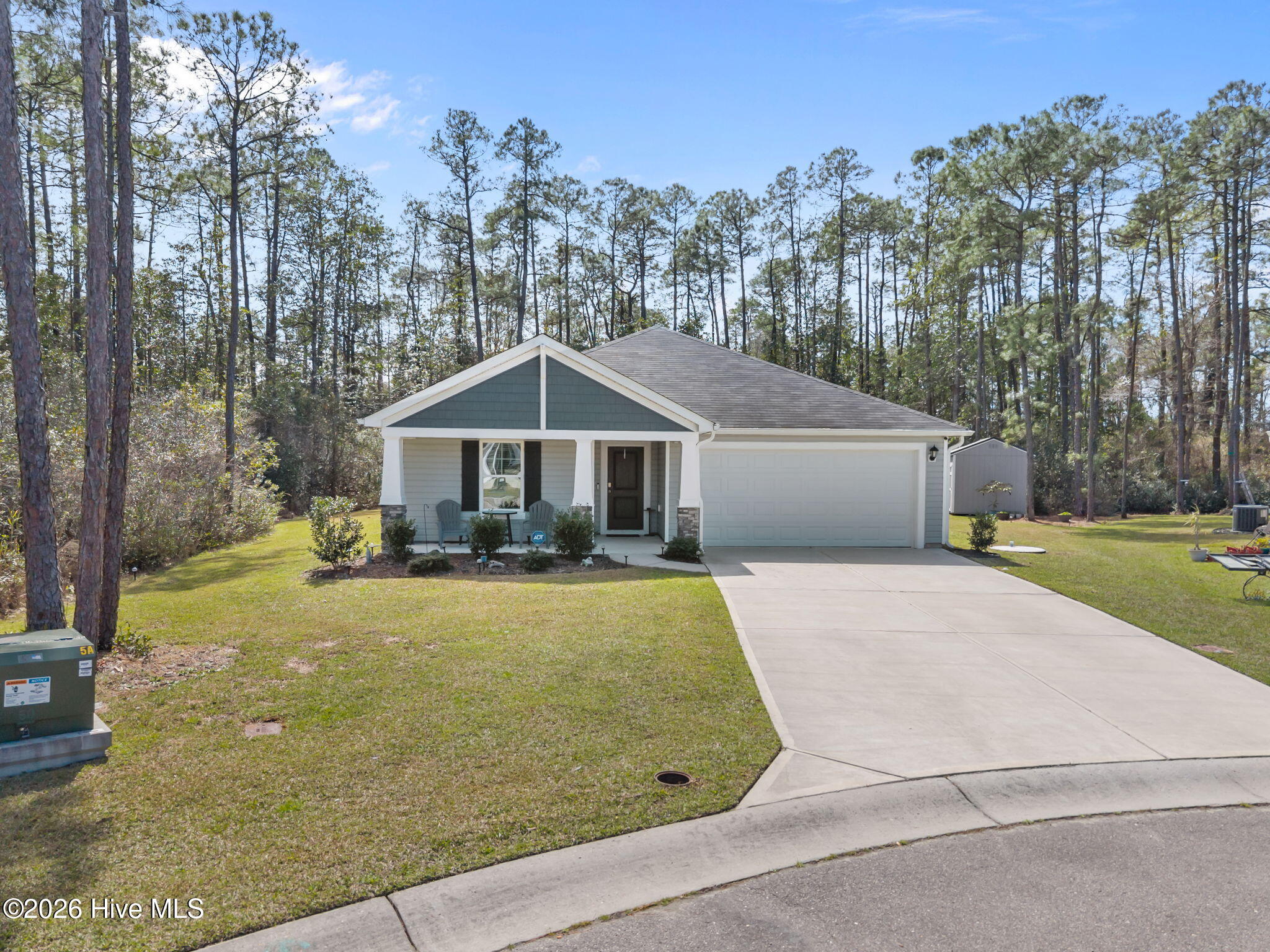 100561212 | Photo 51