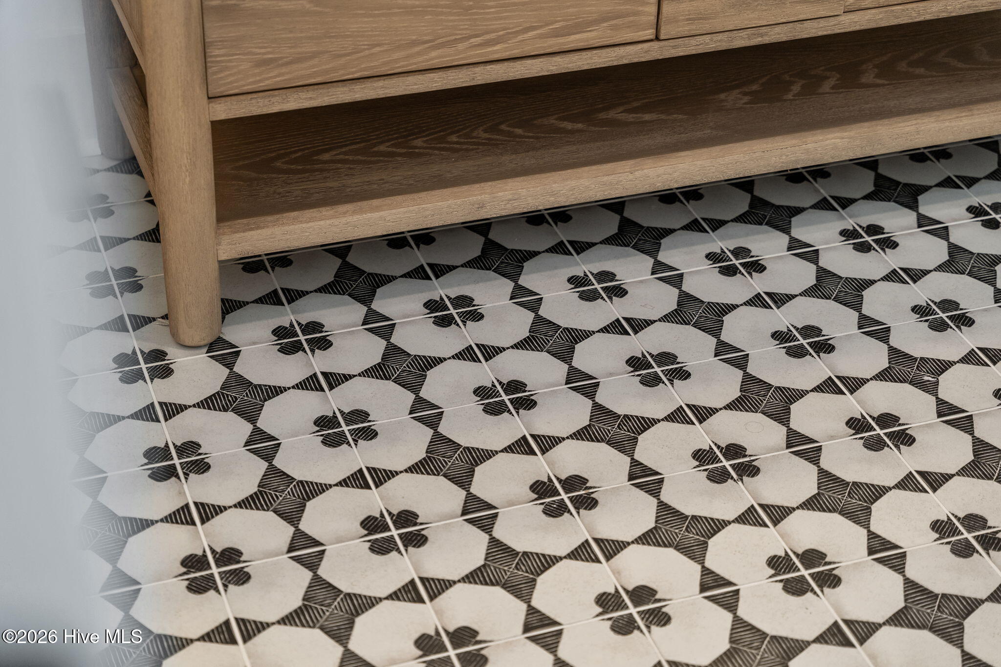 100553287 | Photo 87