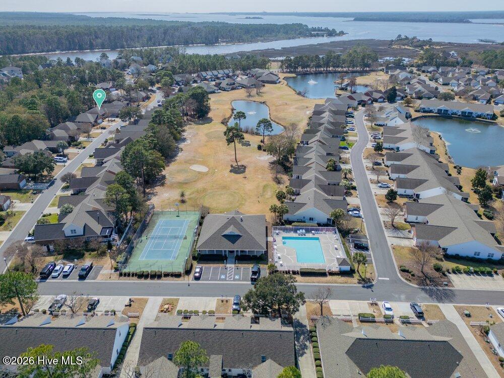 100558144 | Photo 34