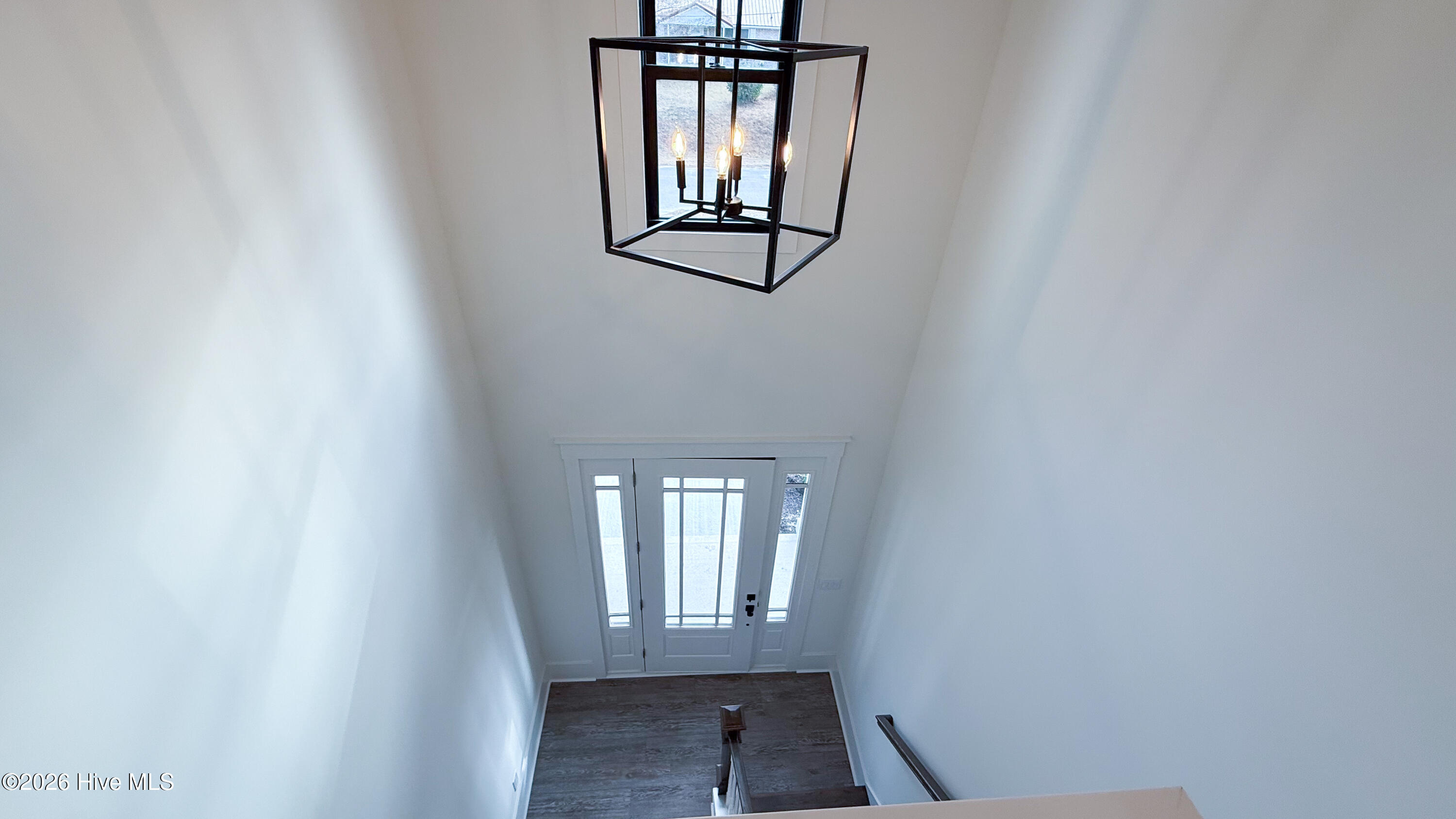 100550170 | Photo 17