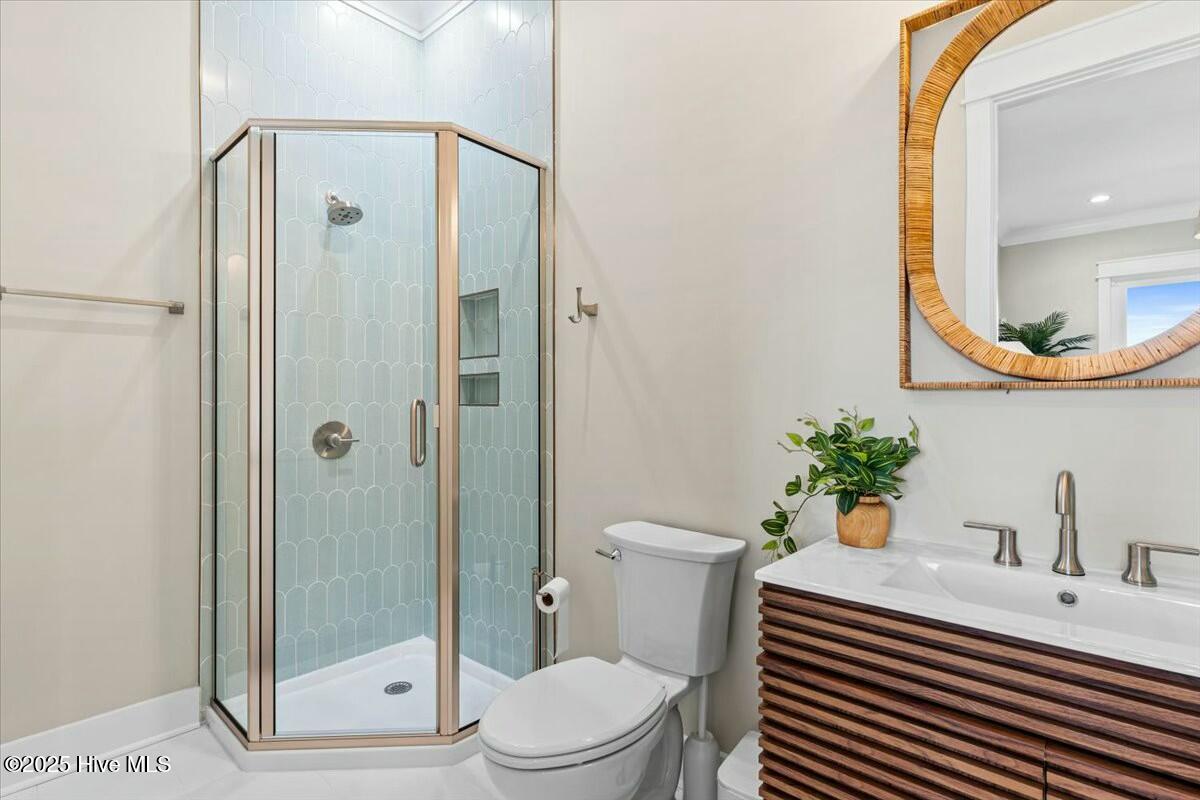 100498532 | Photo 27