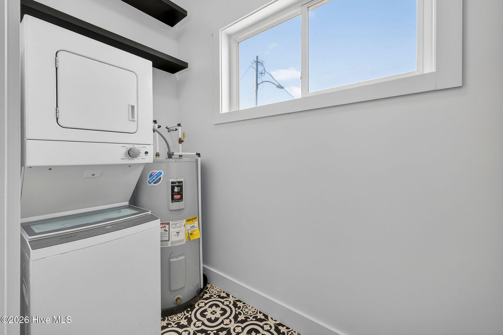 100563614 | Photo 26