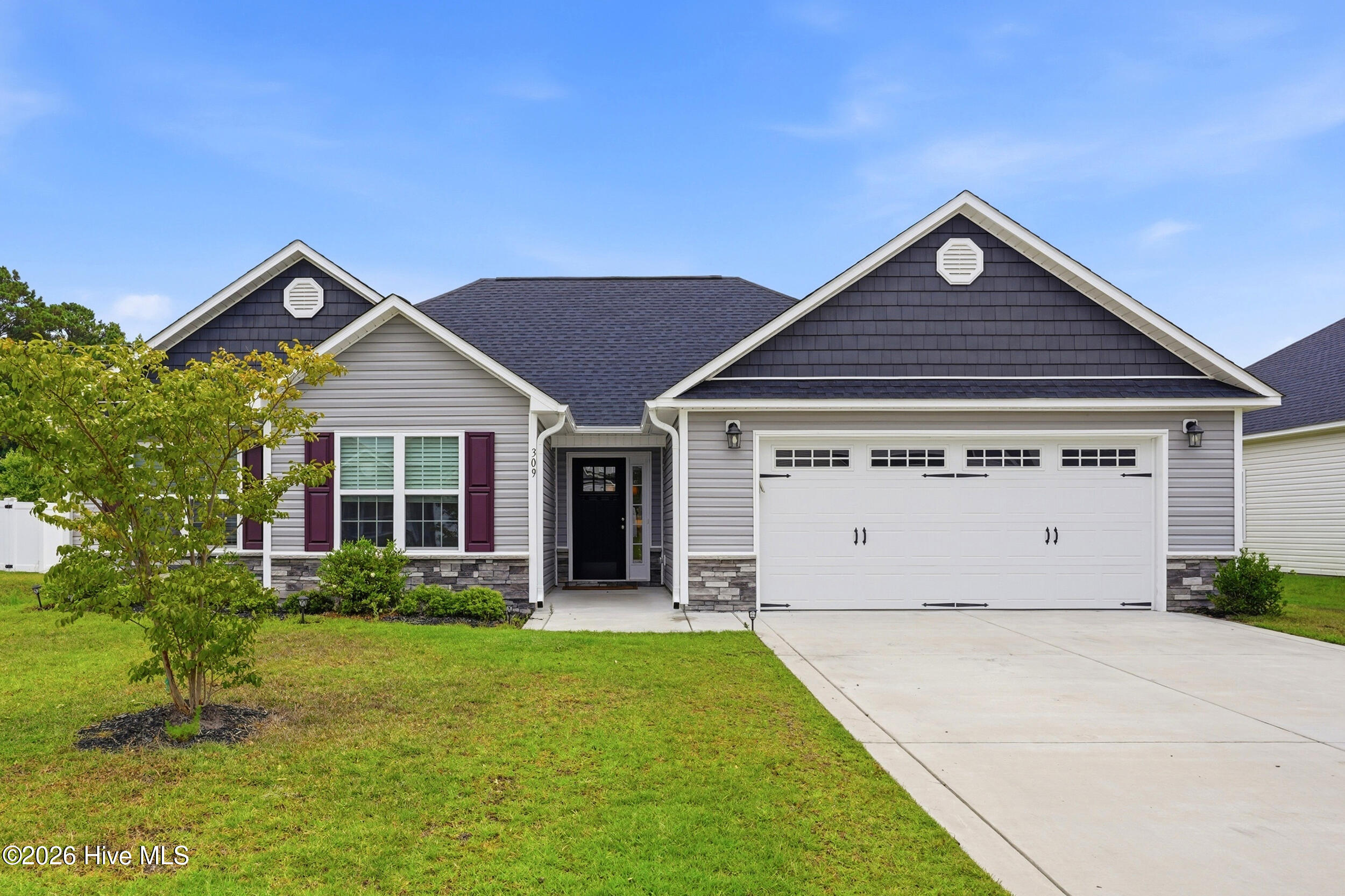 Exterior photo of 309 Windmill Light Way, Sneads Ferry, NC 28460. MLS: 100583272