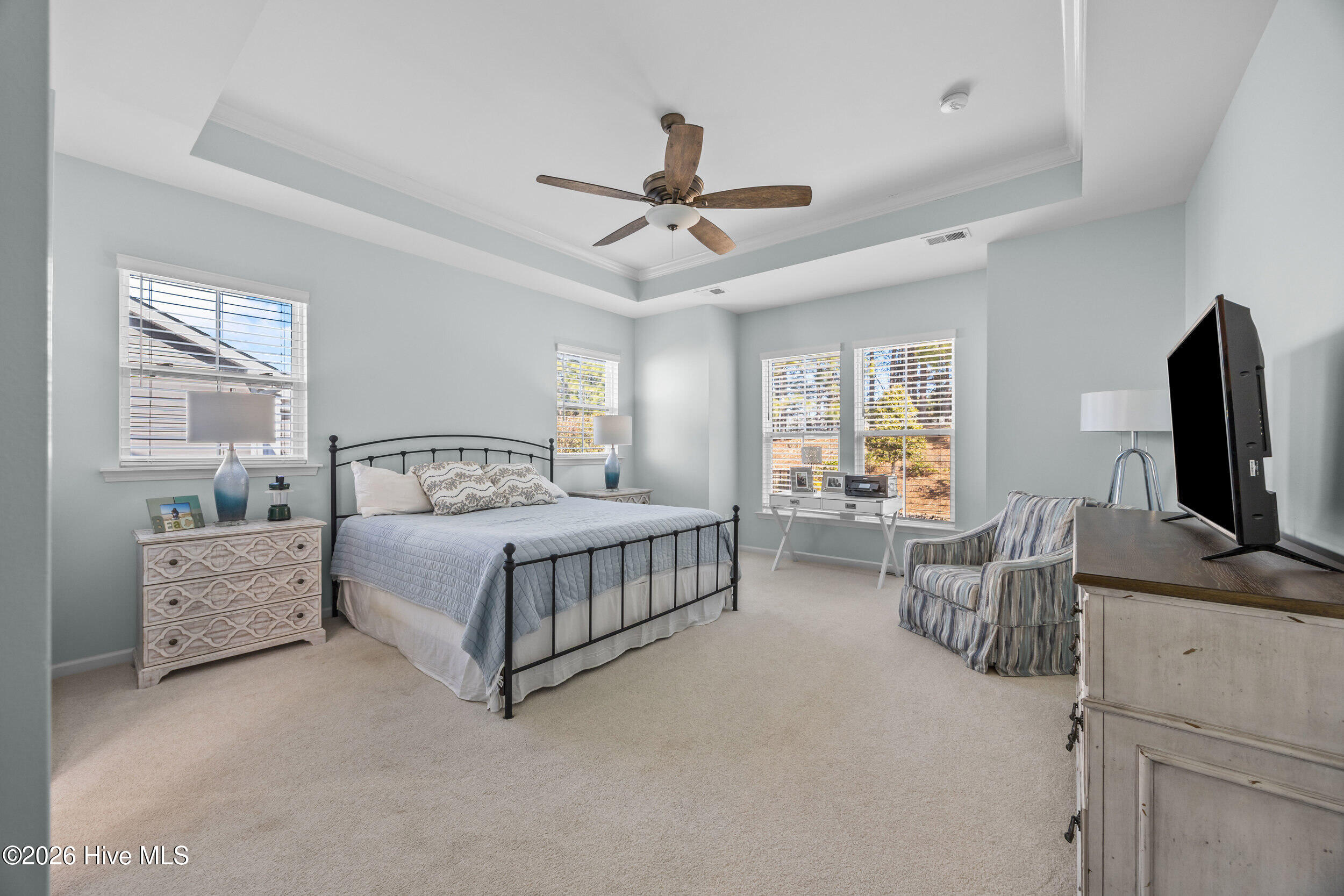 100553871 | Photo 38