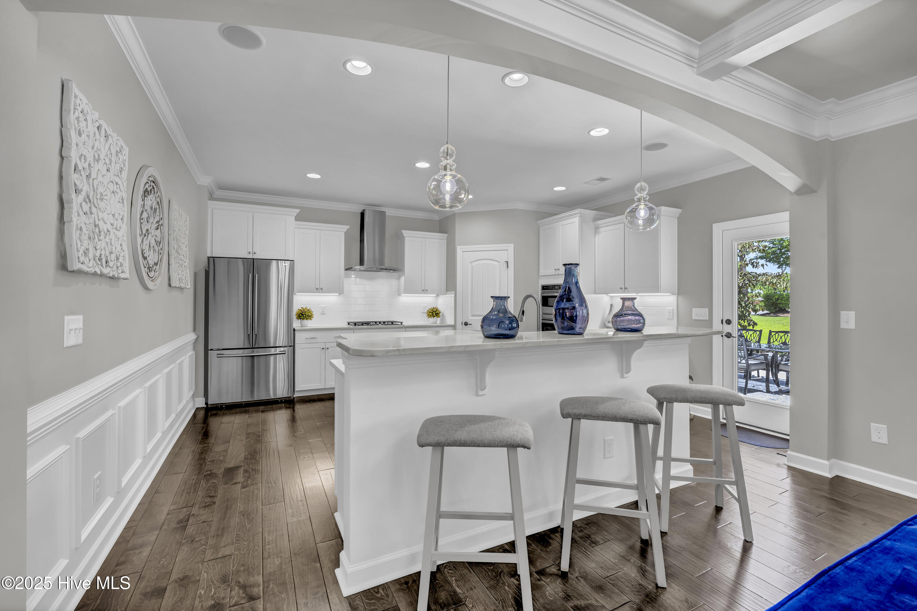 100519414 | Photo 15