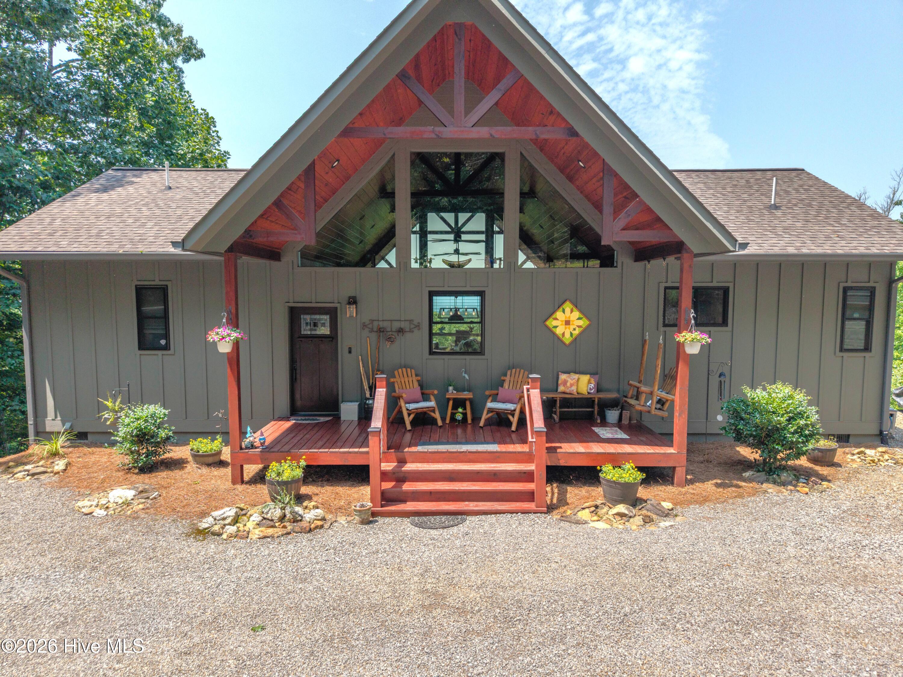 800 Mary King Mountain Drive