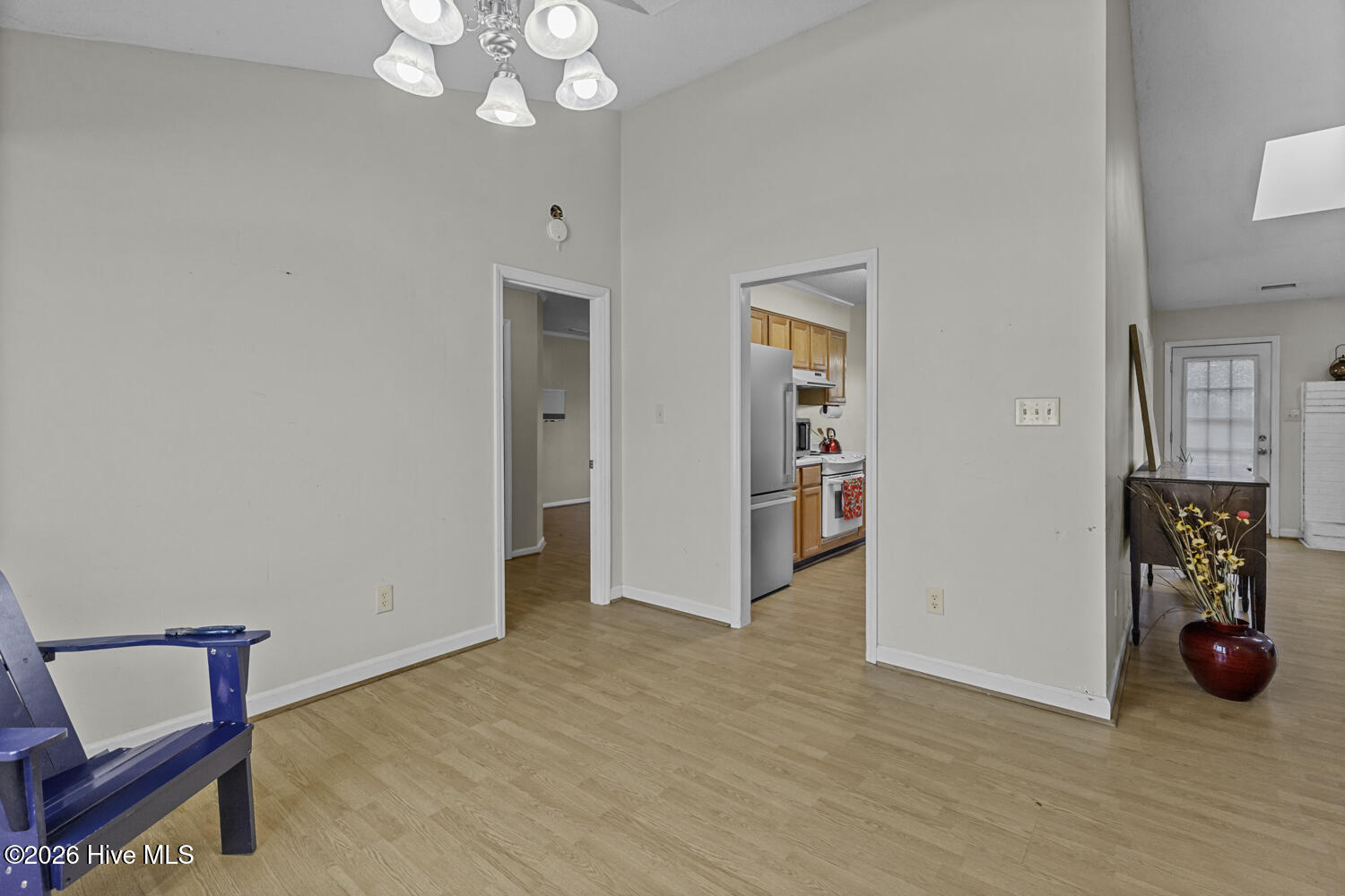 100554638 | Photo 18