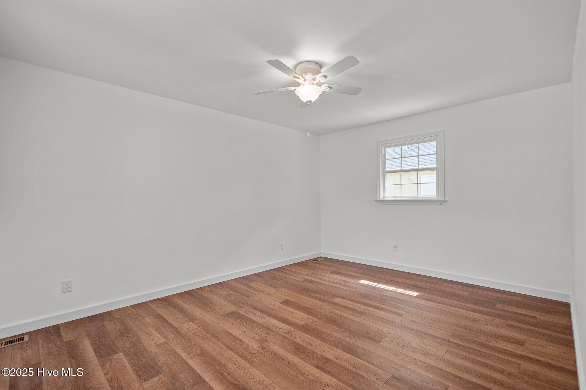 108 NW 29th Street, Oak Island, NC, 28465