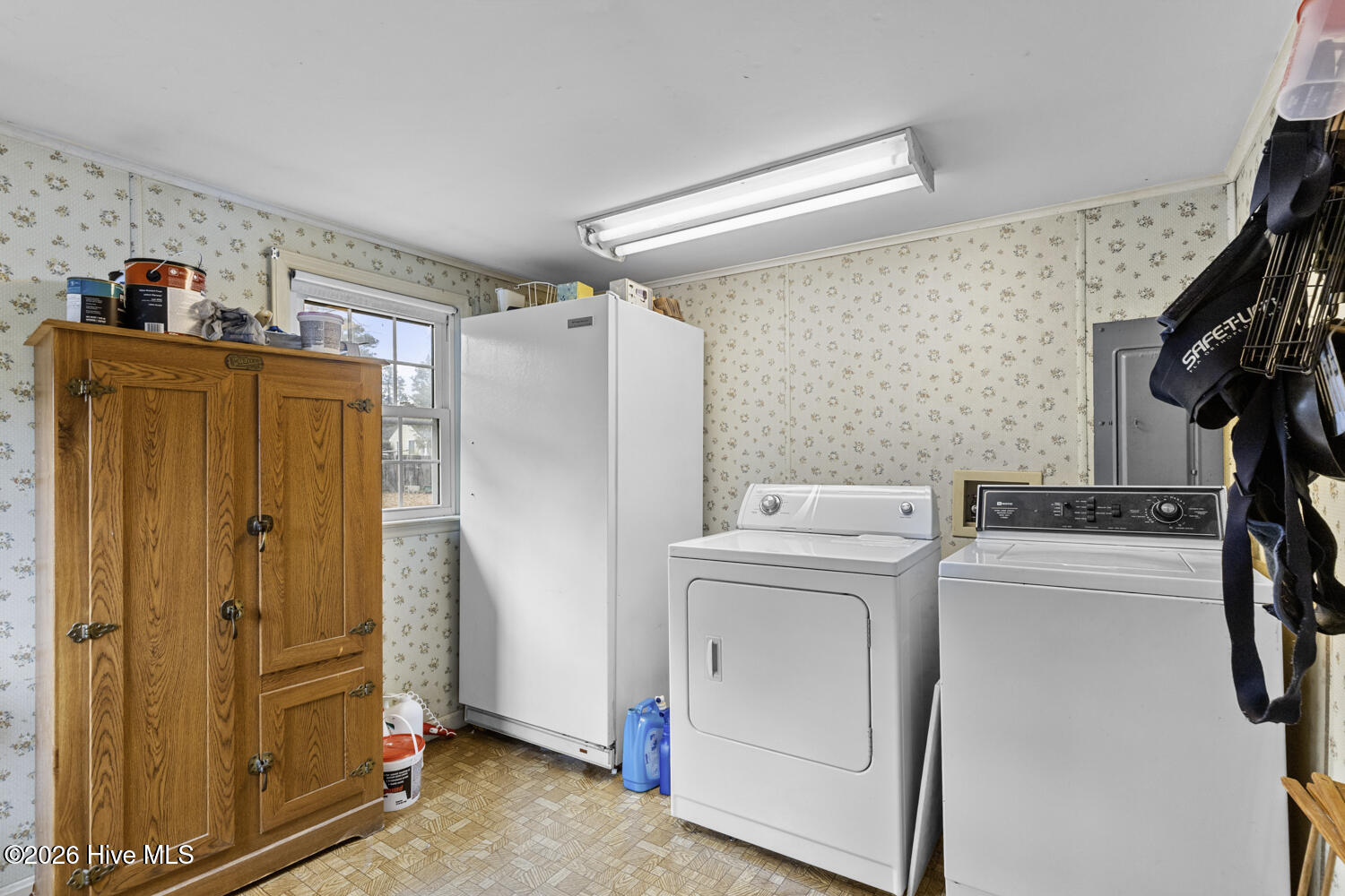 100549586 | Photo 16