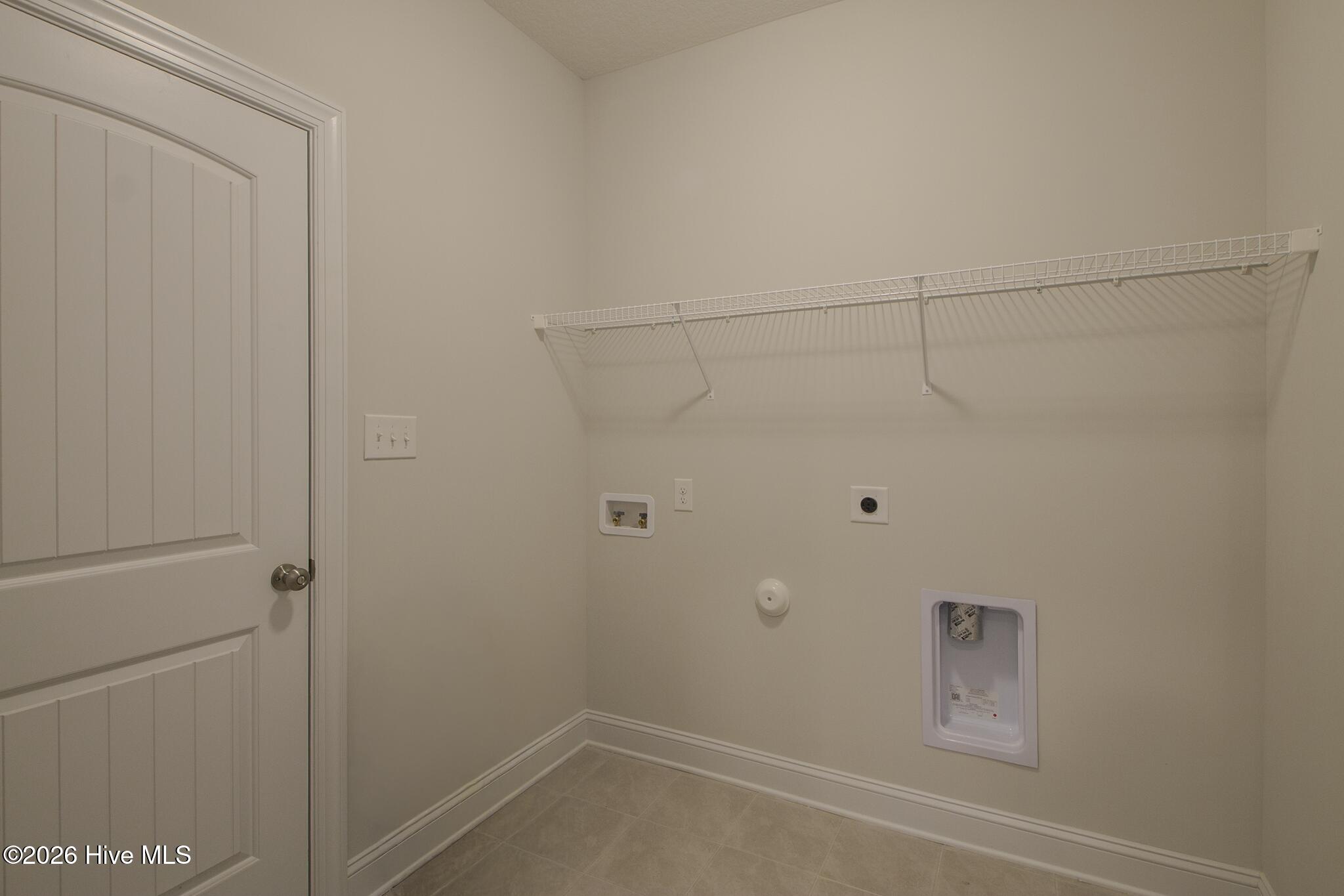 100511228 | Photo 31