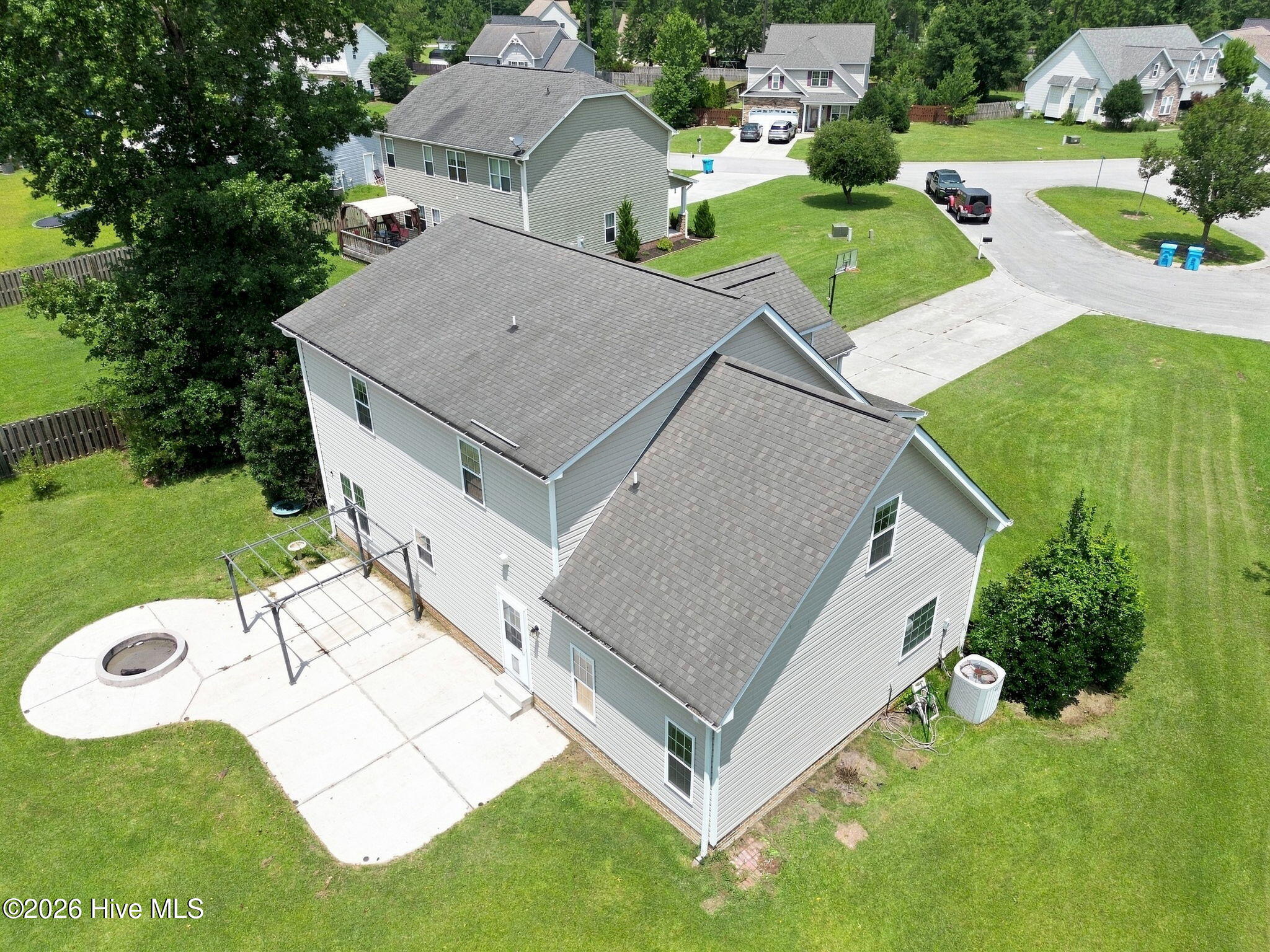 302 Squire Court,Maple Hill