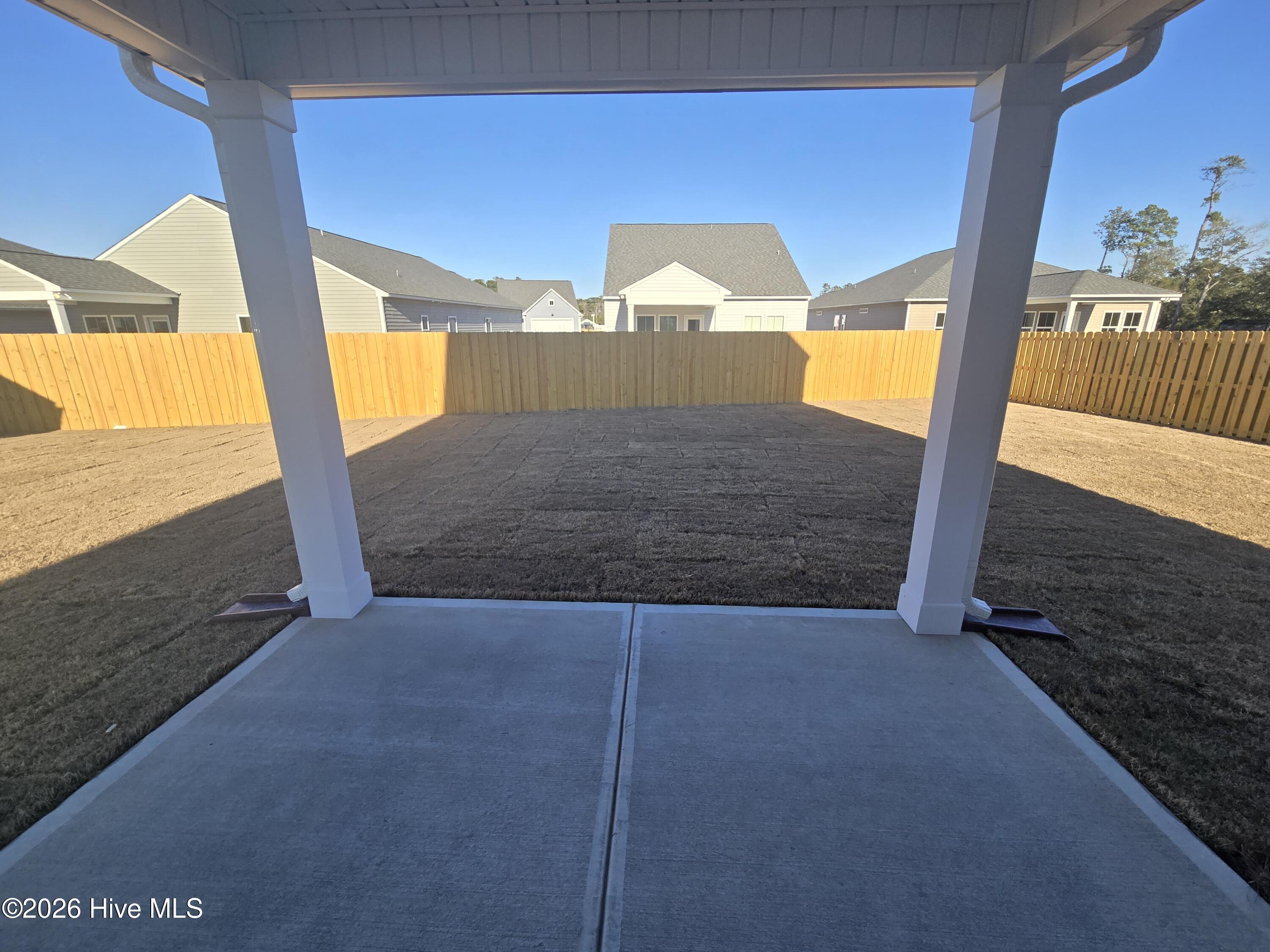 100535606 | Photo 18