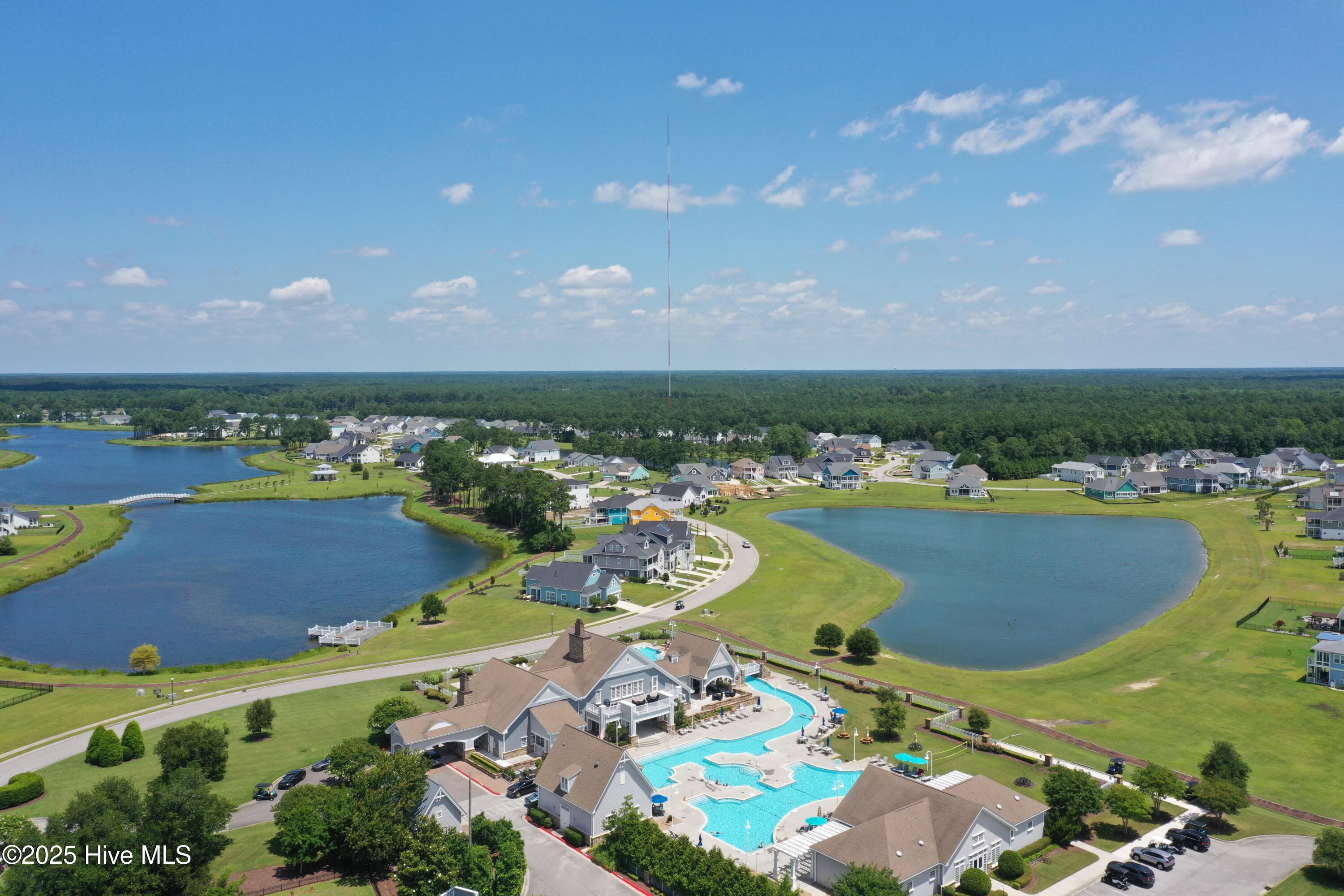 100523400 | Photo 35