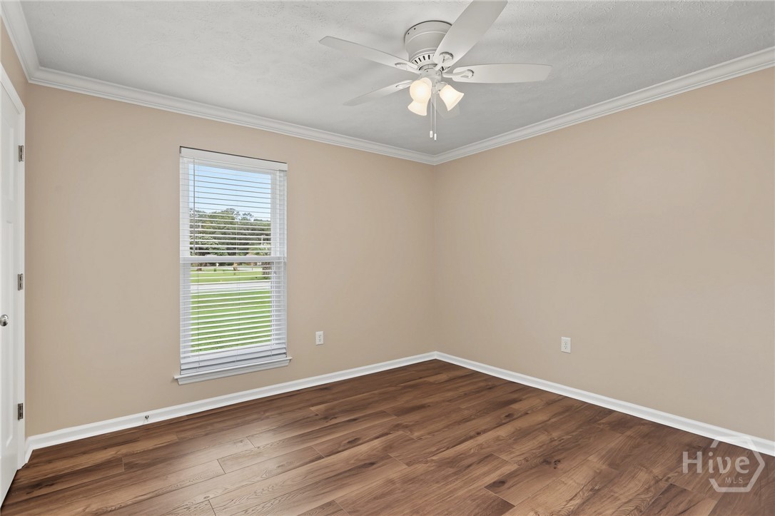 210 Treasure Loop