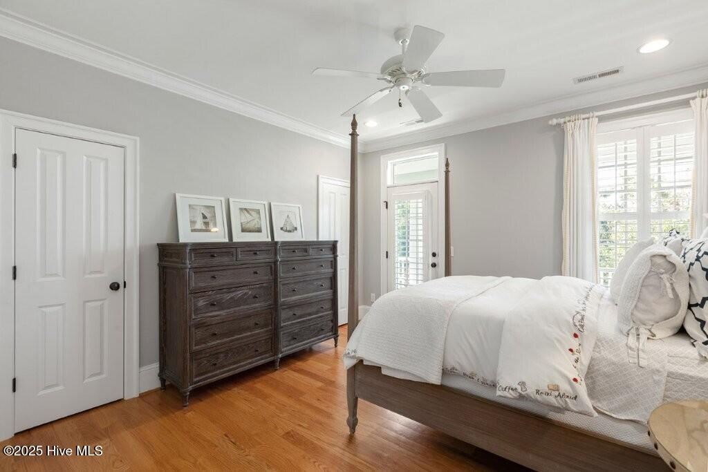 100523912 | Photo 42