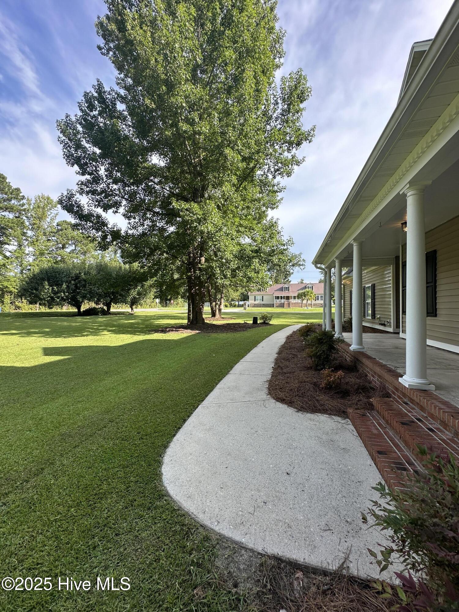 100524744 | Photo 53