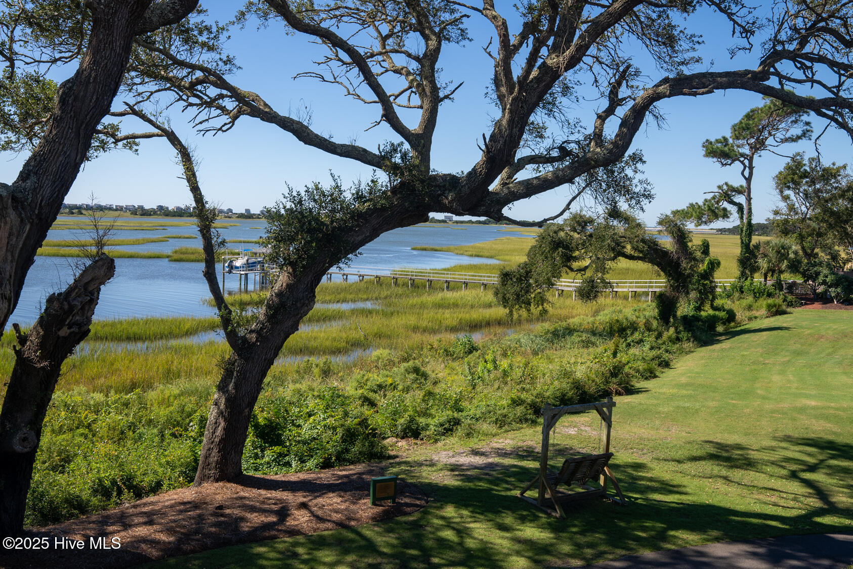 100543941 | Photo 88