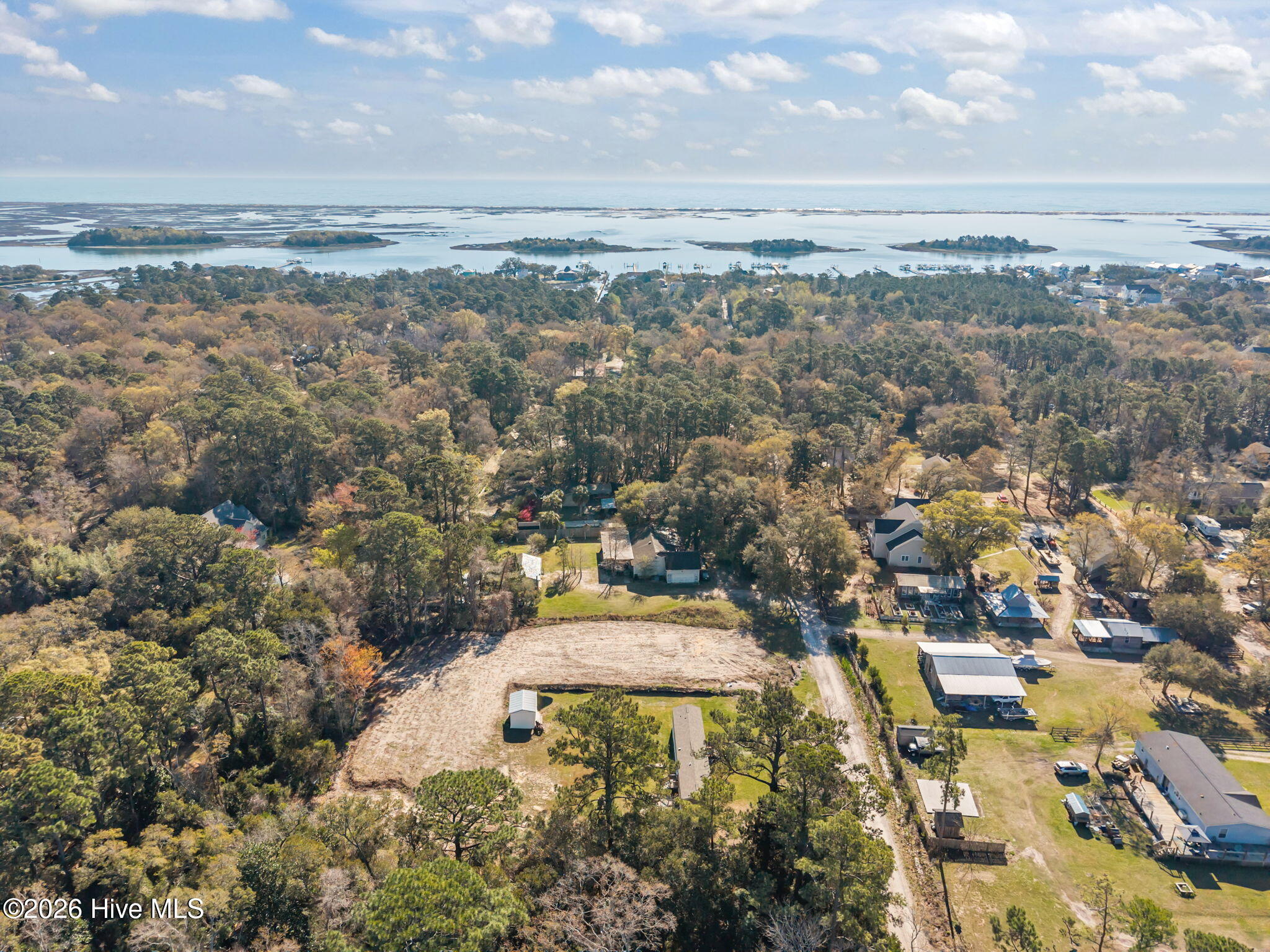 100562806 | Photo 35