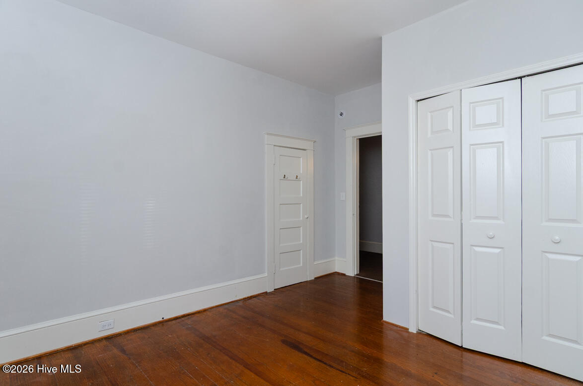 100561400 | Photo 12